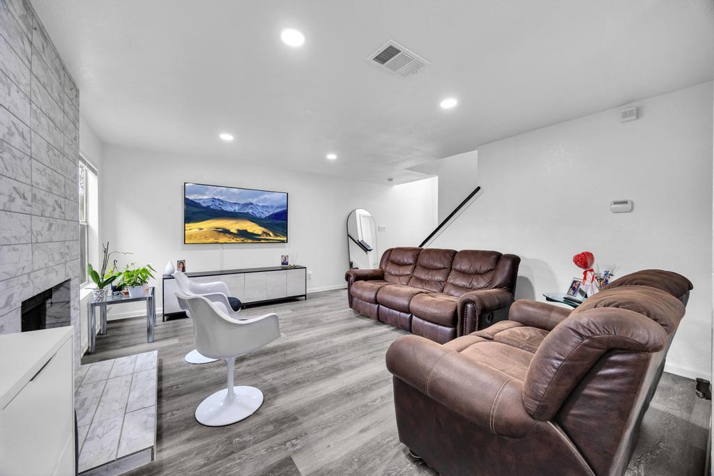 600 Smoke Signal Pass, Pflugerville, TX 78660