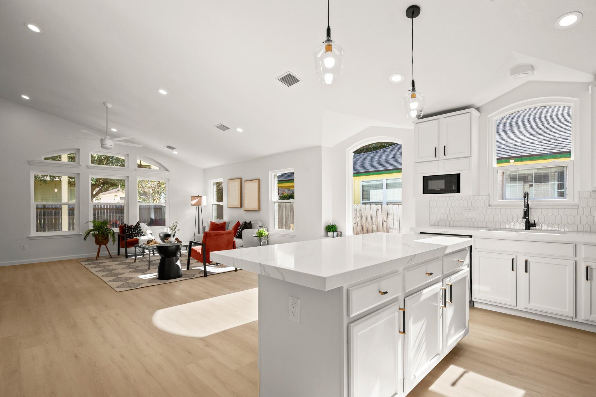 3345 Rod Carew Dr, Round Rock, TX 78665