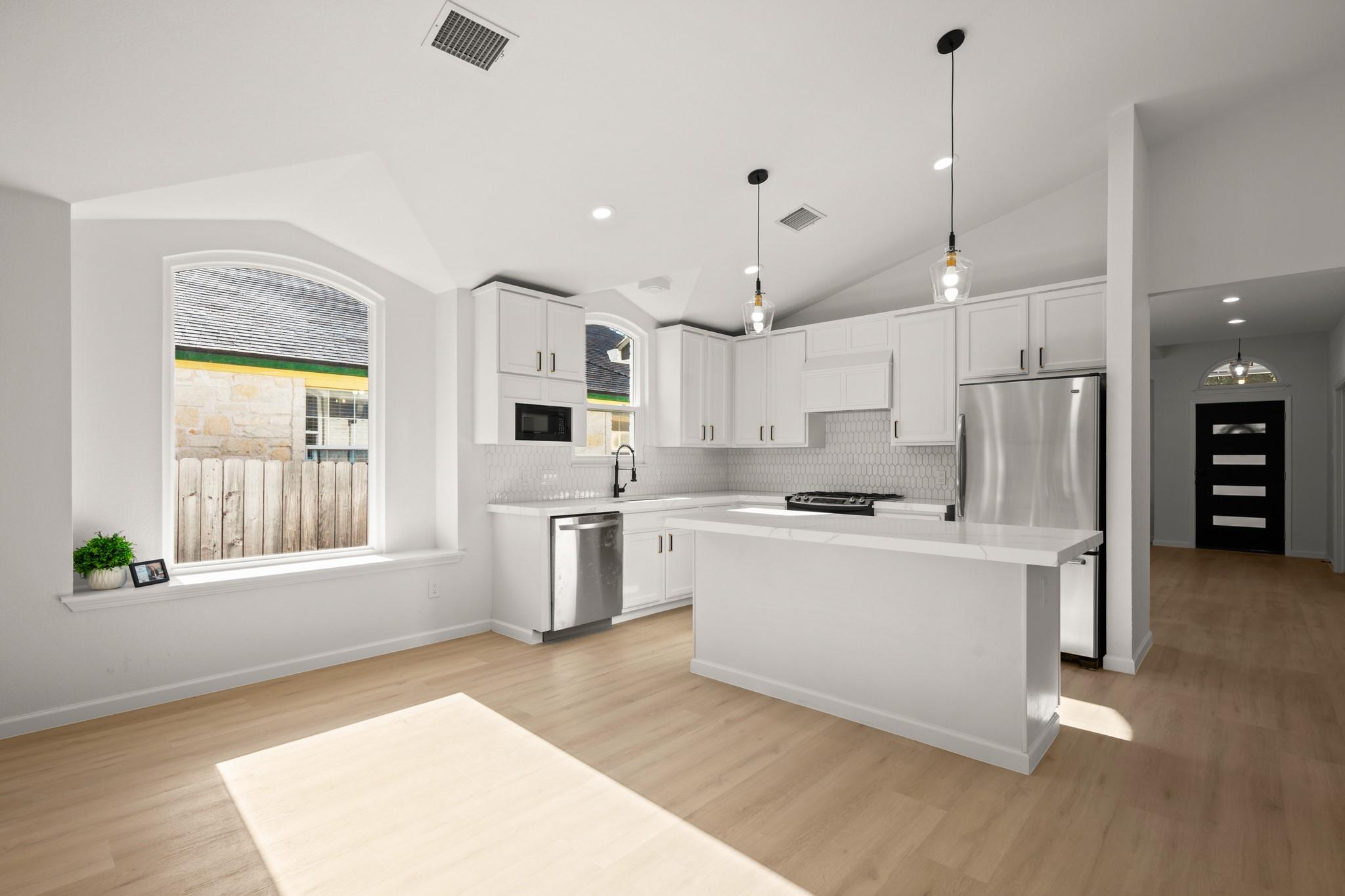 3345 Rod Carew Dr, Round Rock, TX 78665