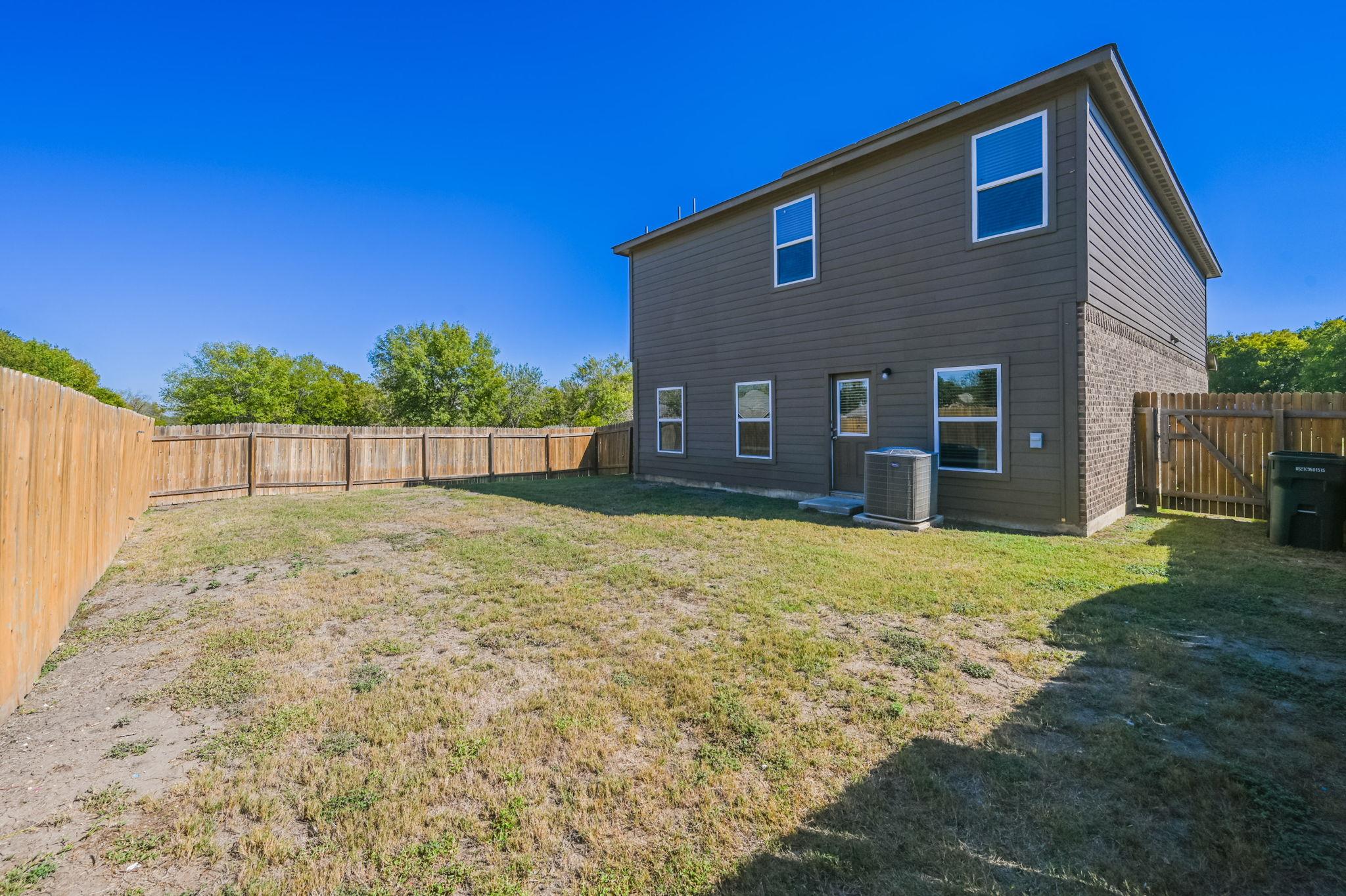 1102 Treeta Trl, Kyle, TX 78640