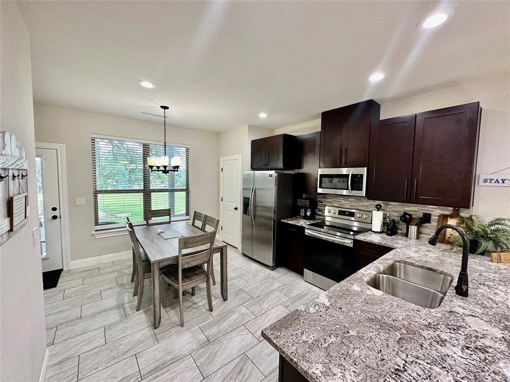 18904 Nicklaus Dr, Point Venture, TX 78645