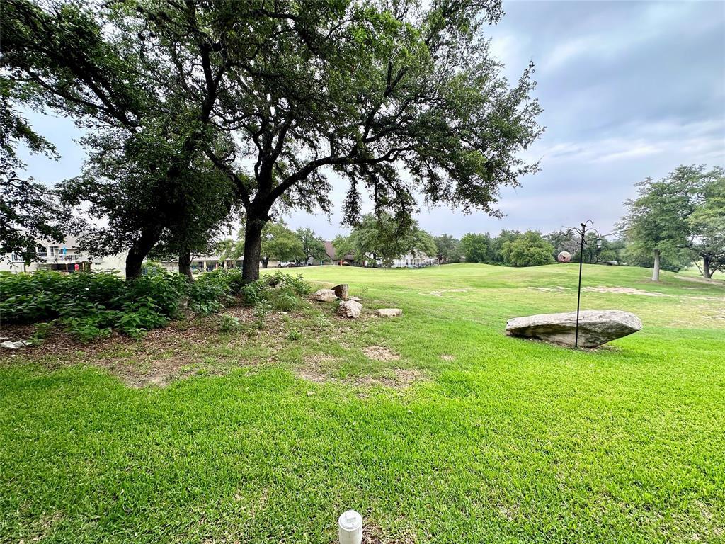 18904 Nicklaus Dr, Point Venture, TX 78645