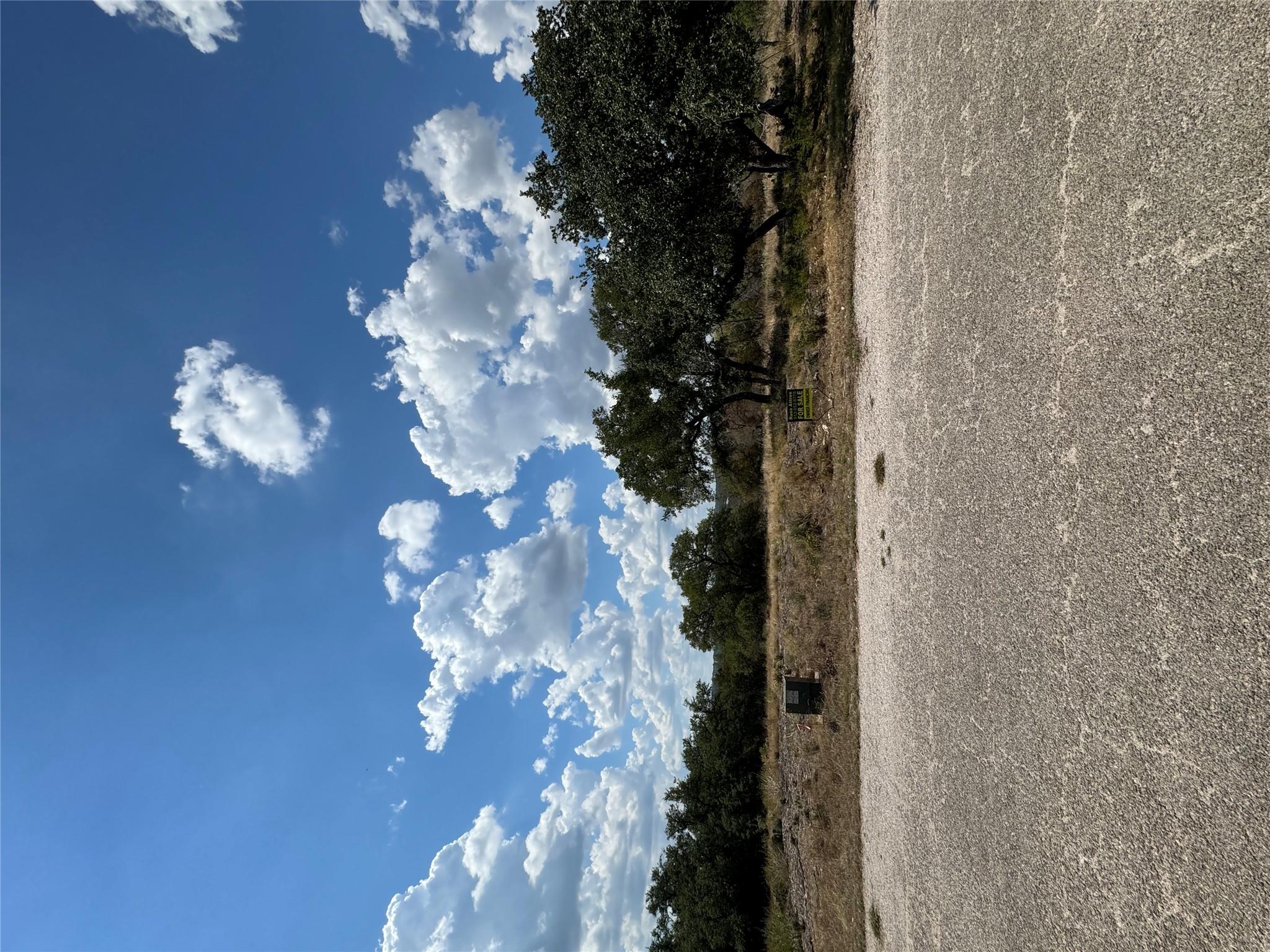 22009 Redbird Dr, Lago Vista, TX 78645