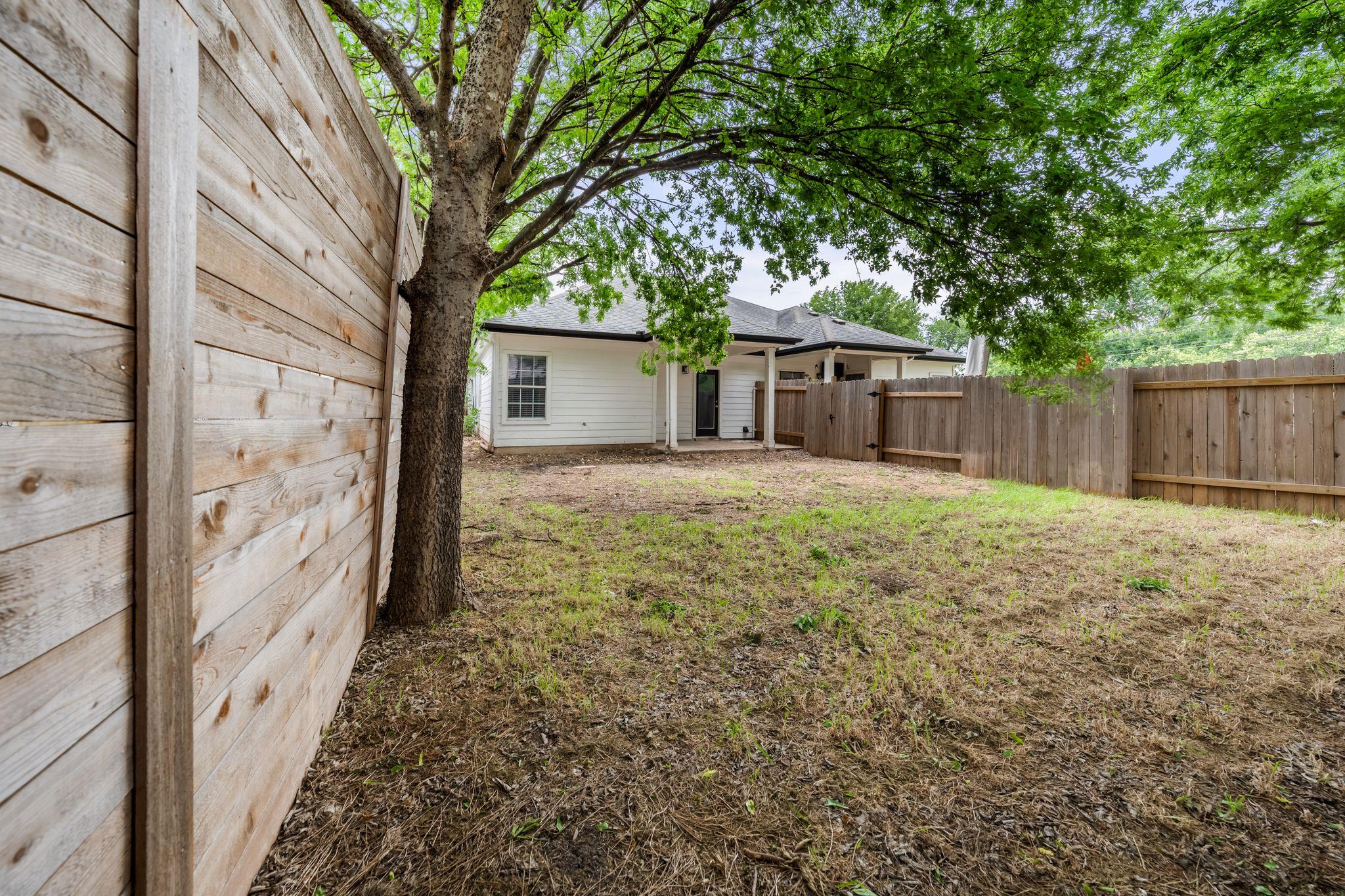 1214 Vargas Rd # B, Austin, TX 78741