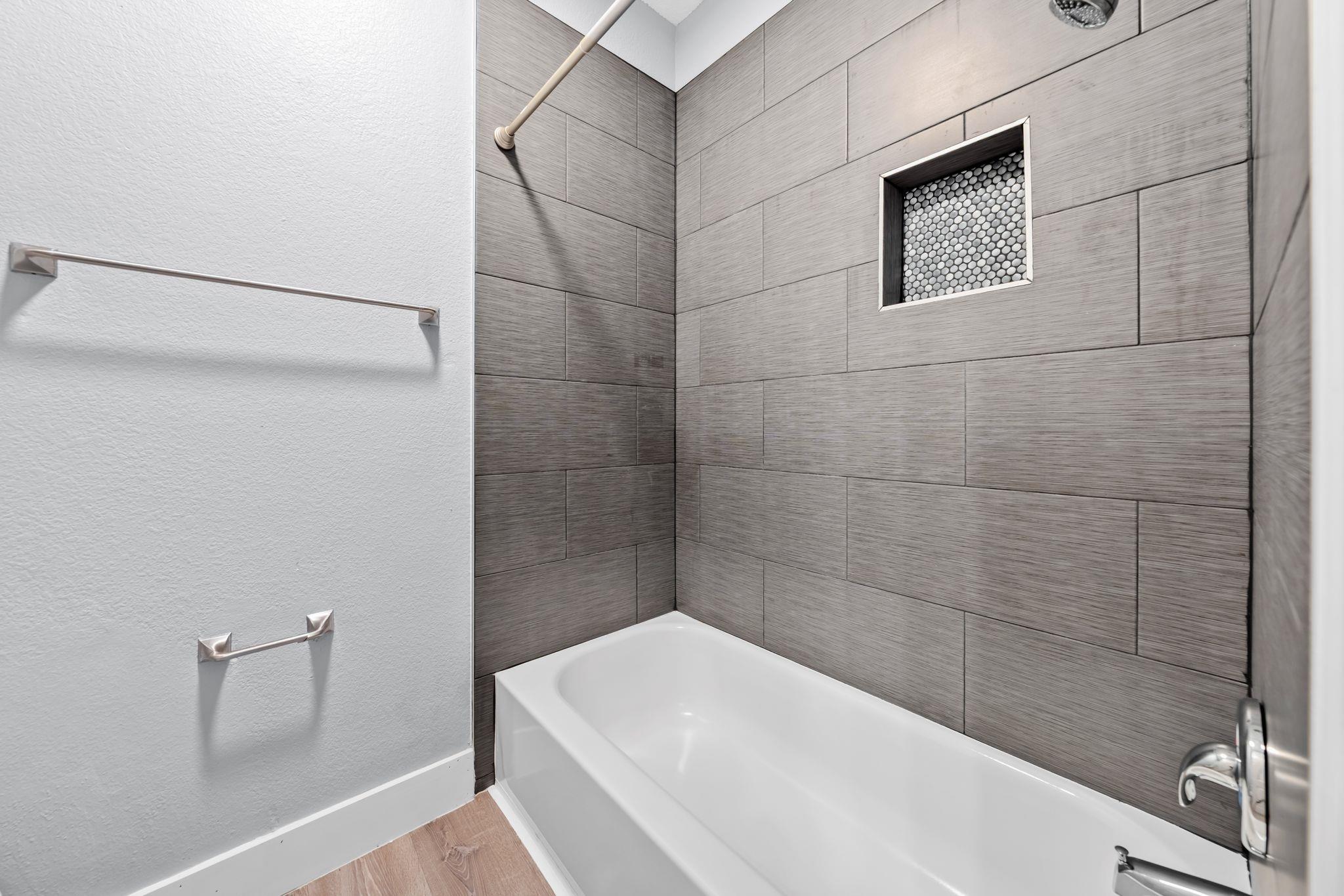 1214 Vargas Rd # B, Austin, TX 78741