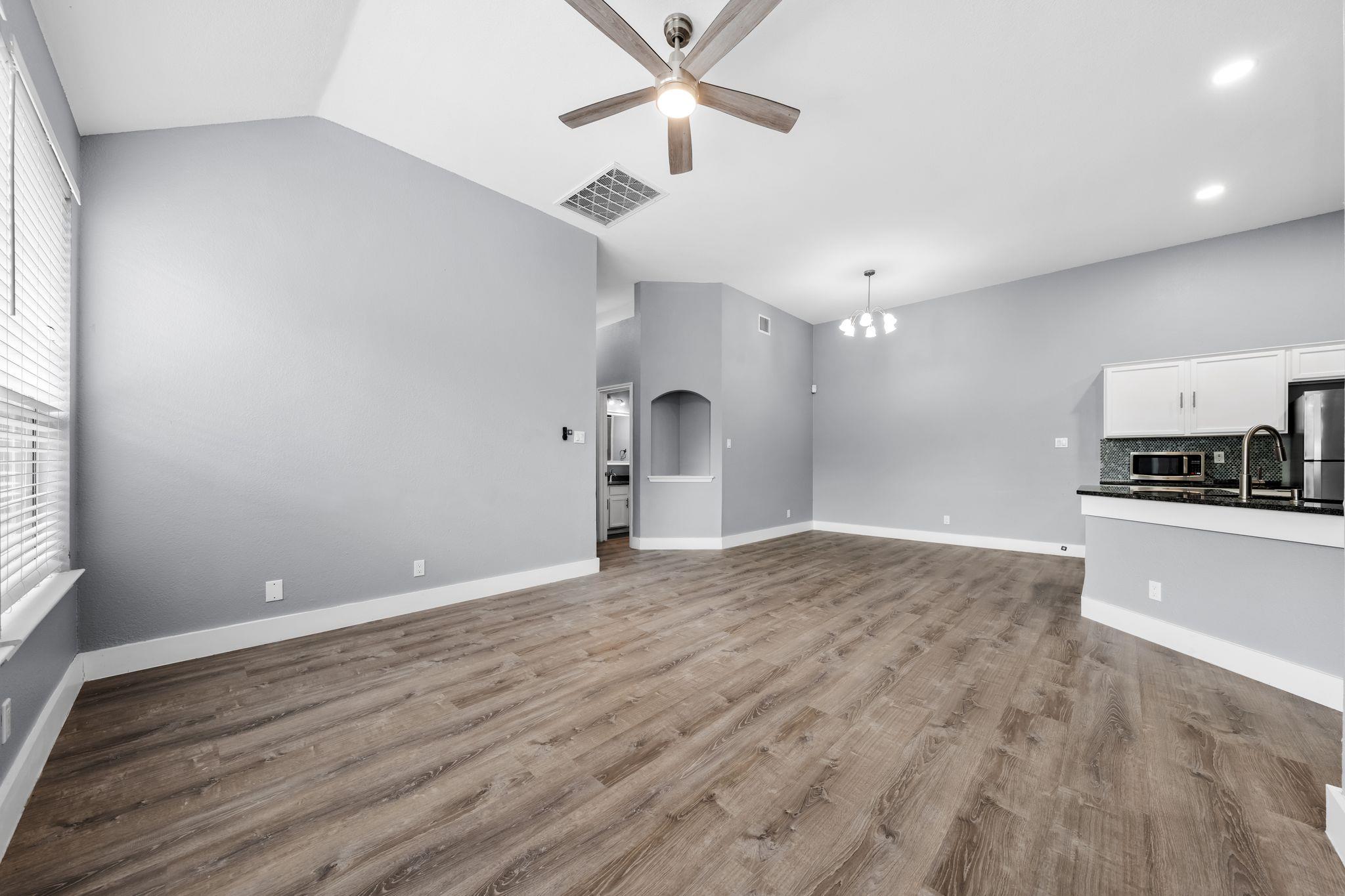 1214 Vargas Rd # B, Austin, TX 78741