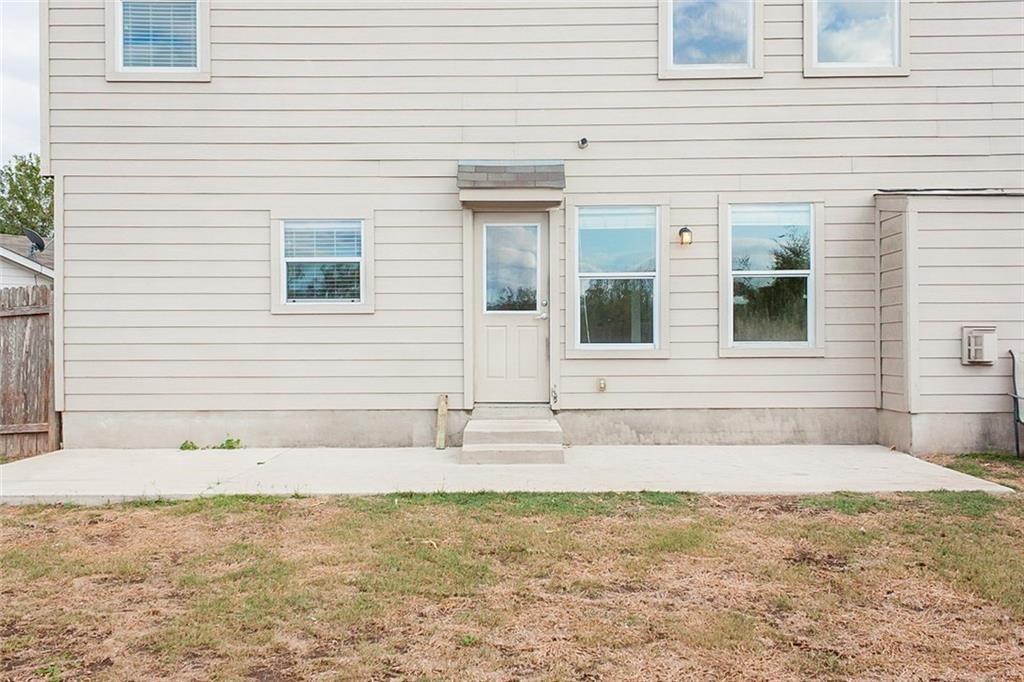 965 Sweet Gum, Kyle, TX 78640