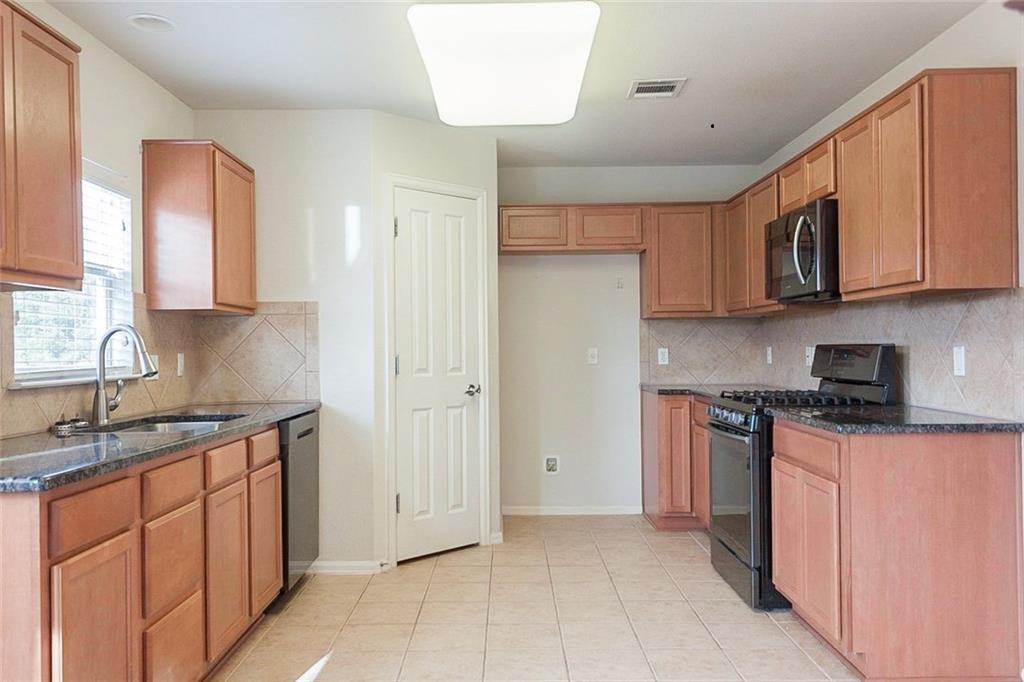 965 Sweet Gum, Kyle, TX 78640