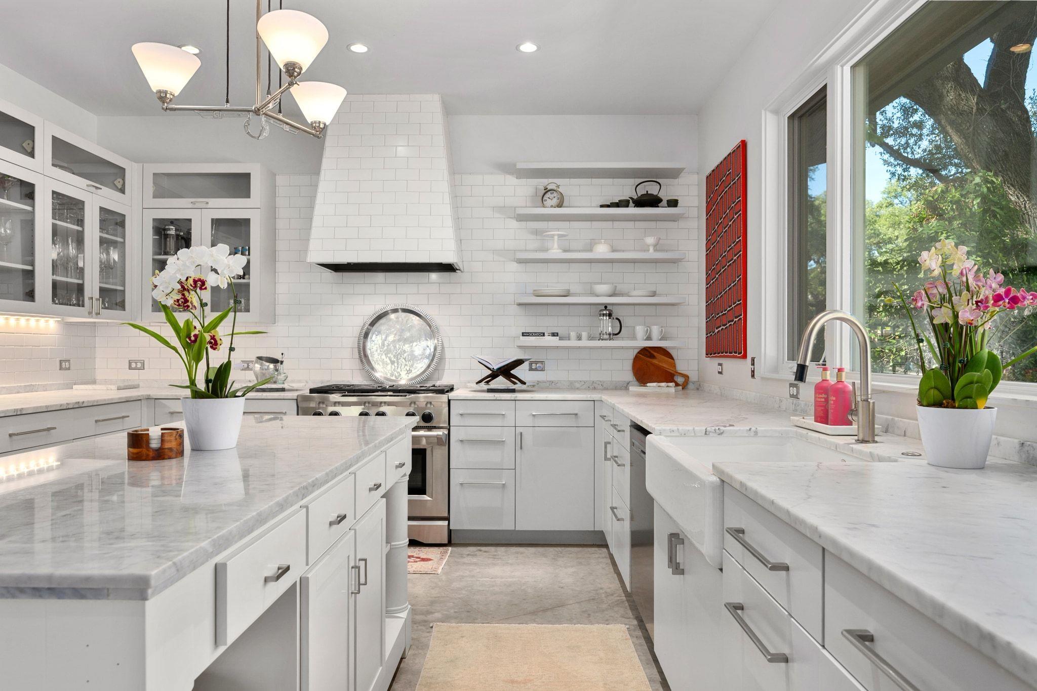 3705 Bridle Path, Austin, TX 78703