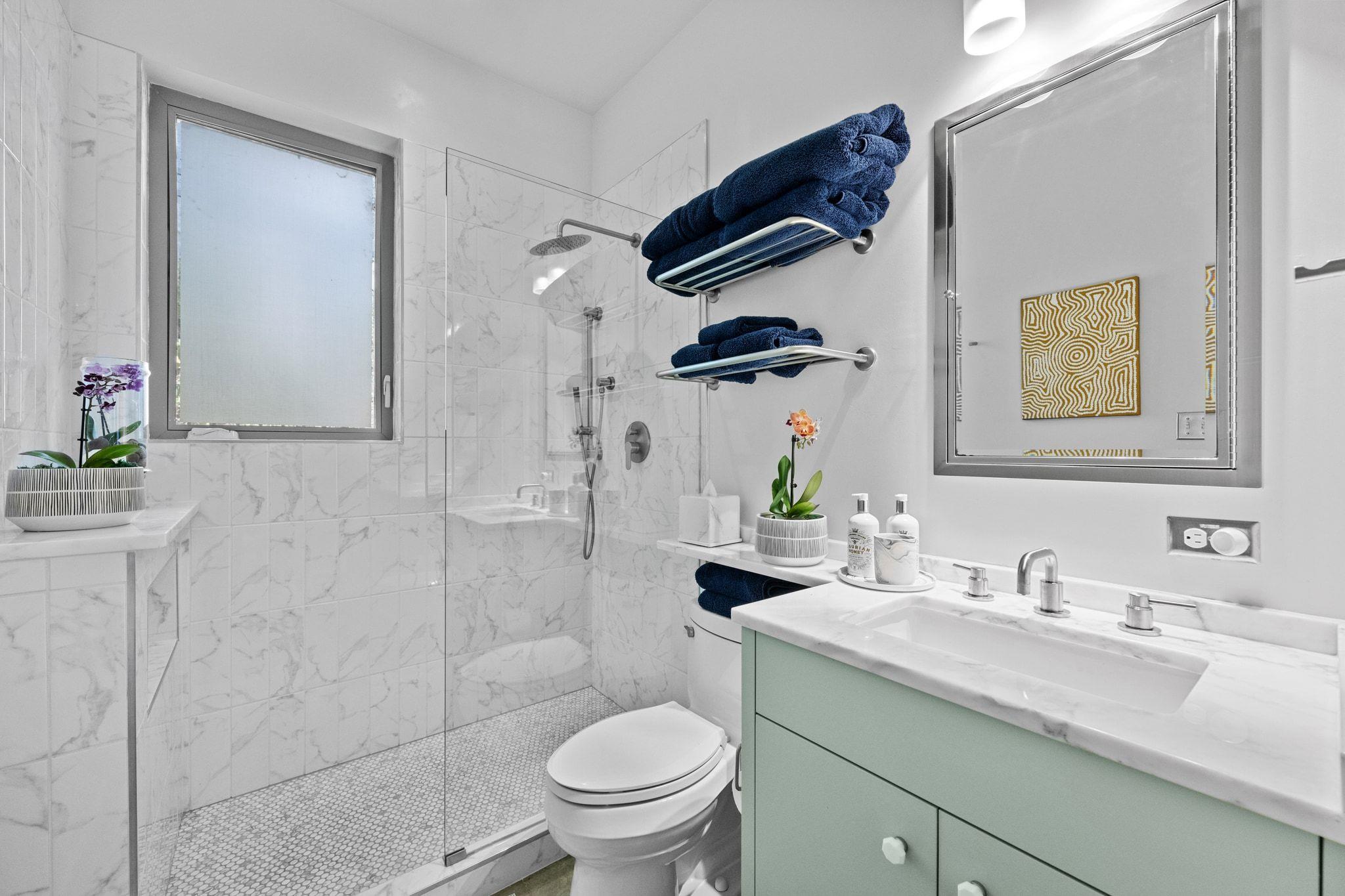 3705 Bridle Path, Austin, TX 78703