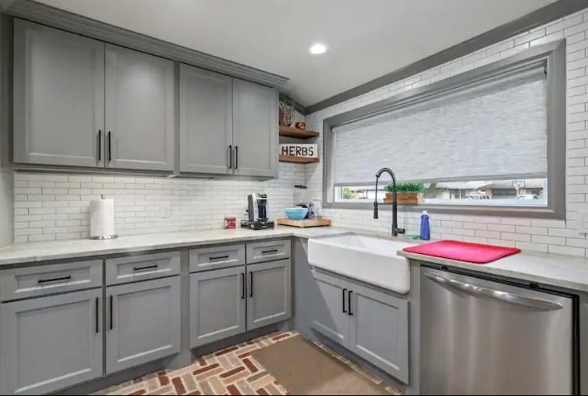 4709 Lido Ln, Houston, TX 77092