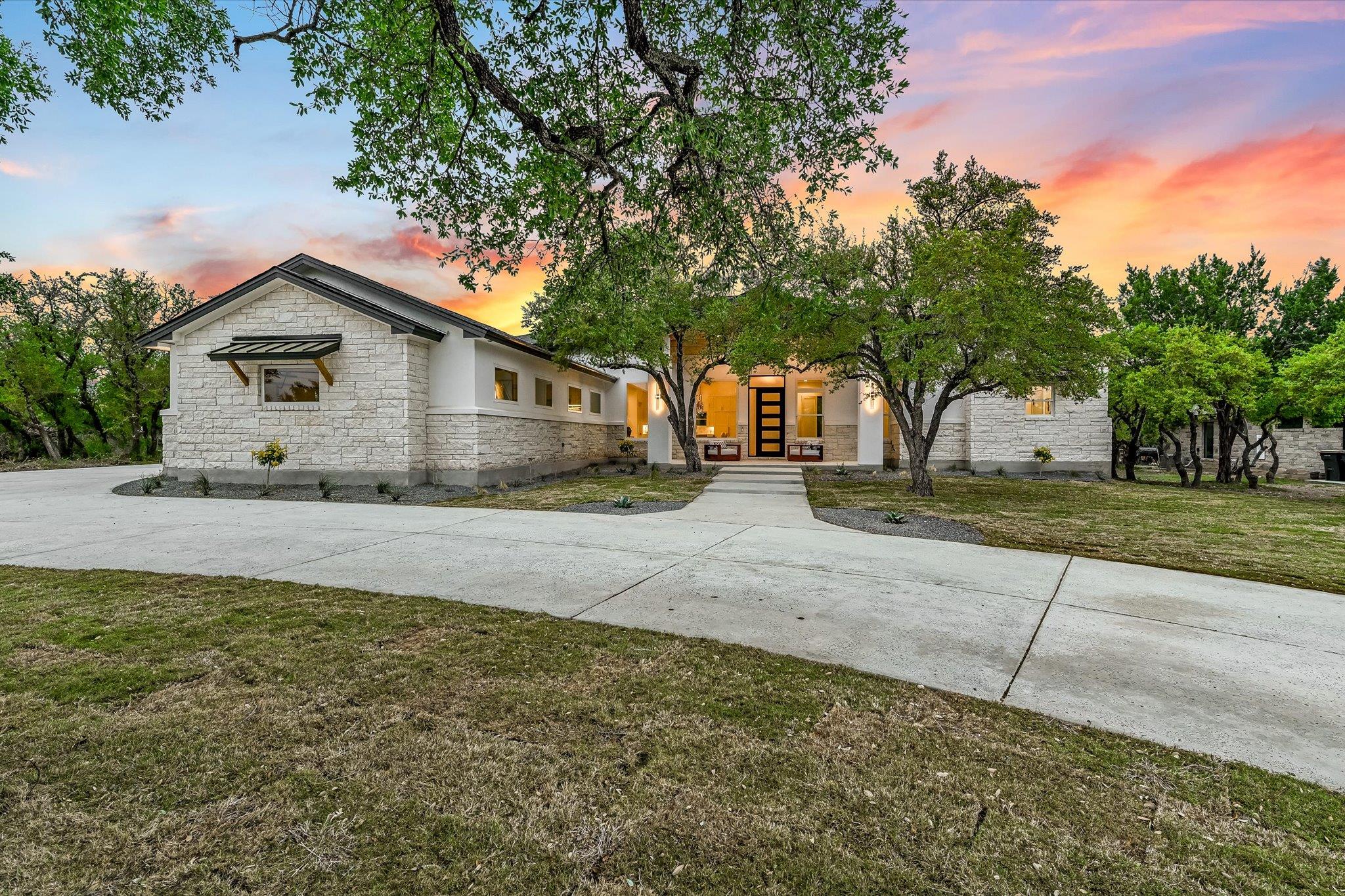 410 Shady Tree Dr, Georgetown, TX 78633