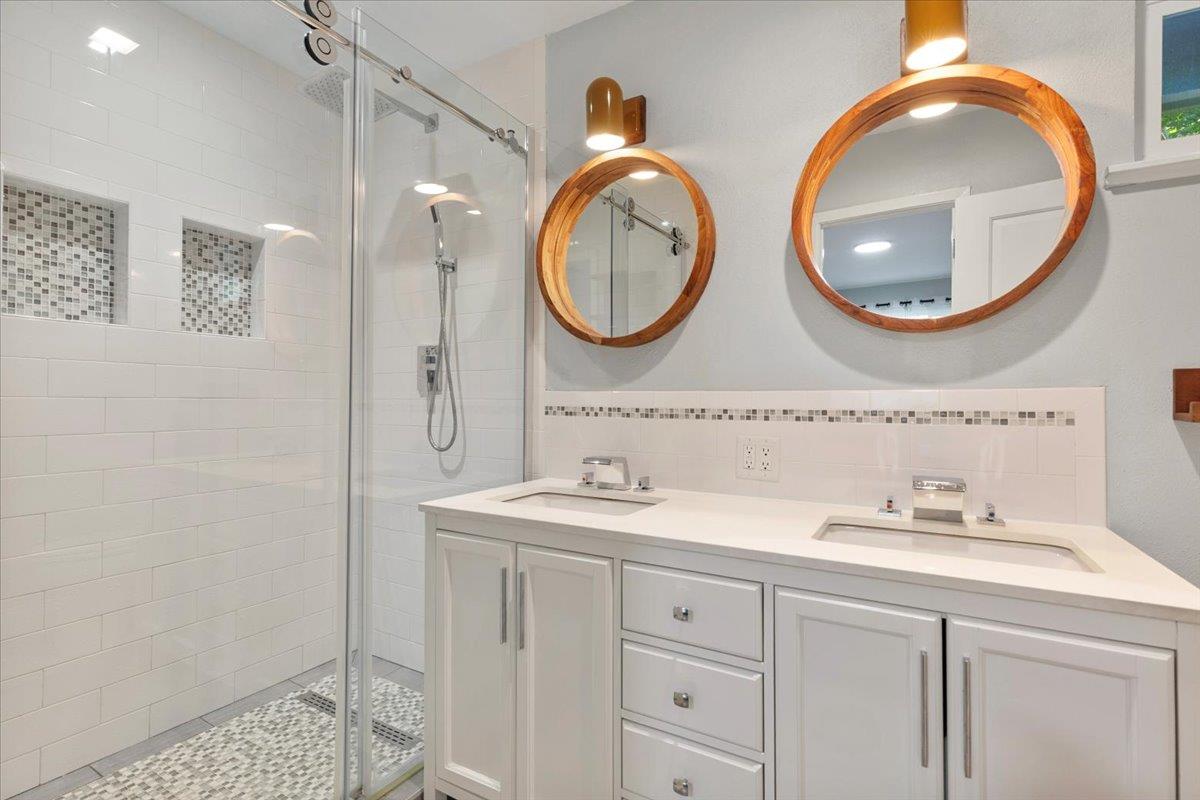 5313 Harvest Ln, Austin, TX 78745