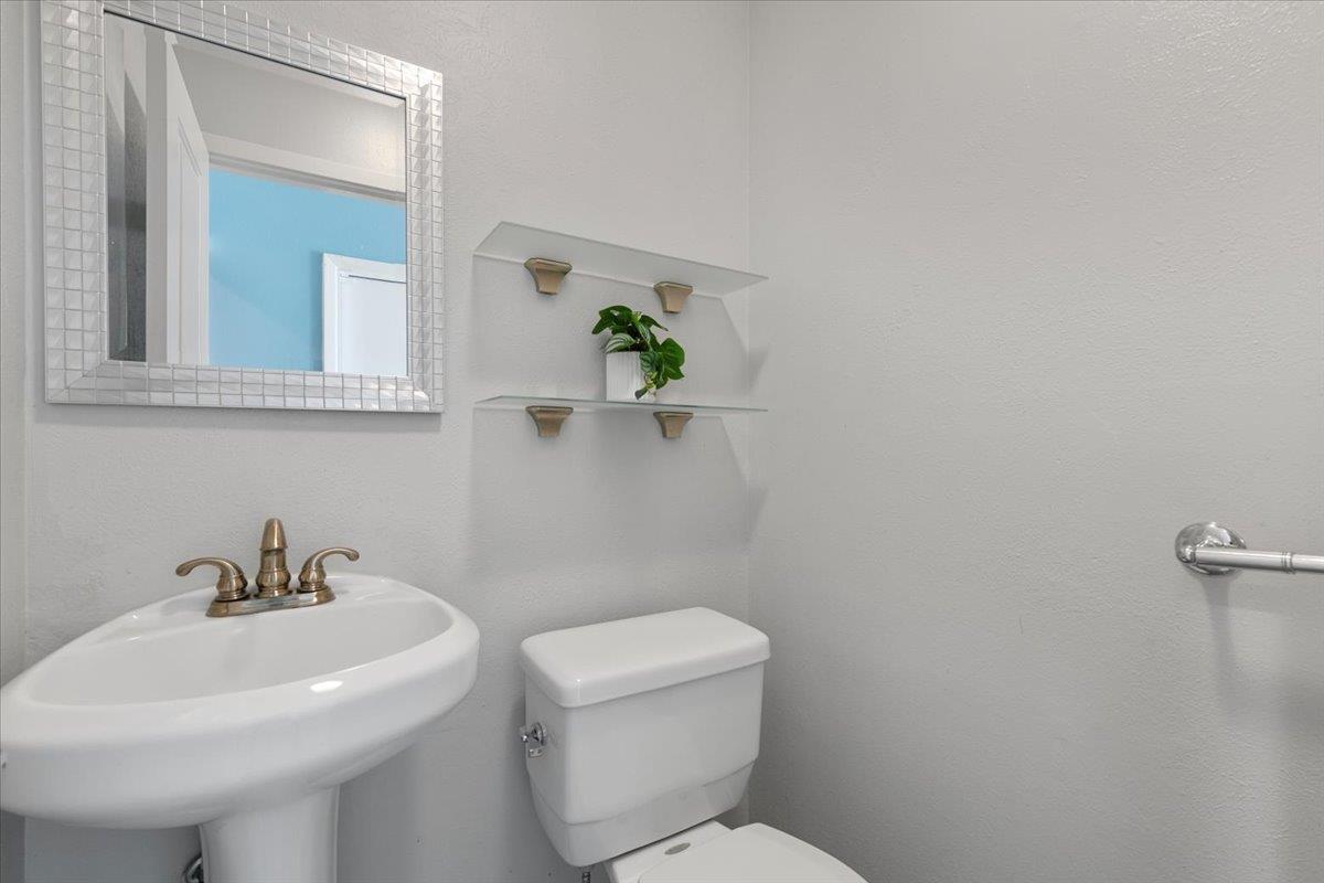 5313 Harvest Ln, Austin, TX 78745