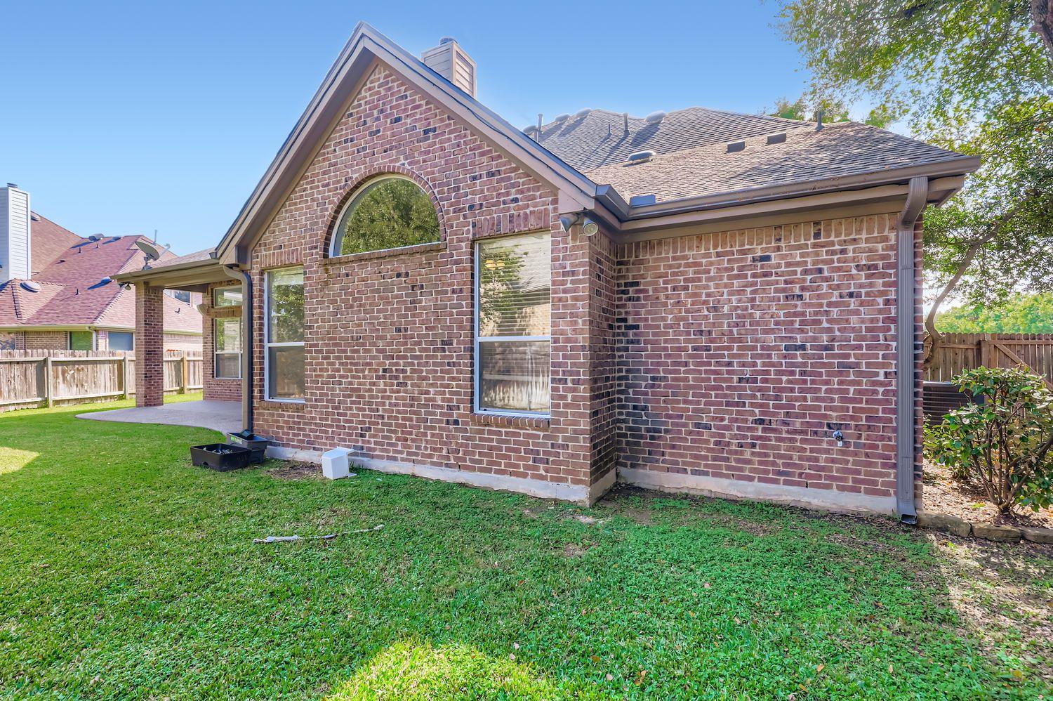 1404 Hidden Glen Dr, Round Rock, TX 78681