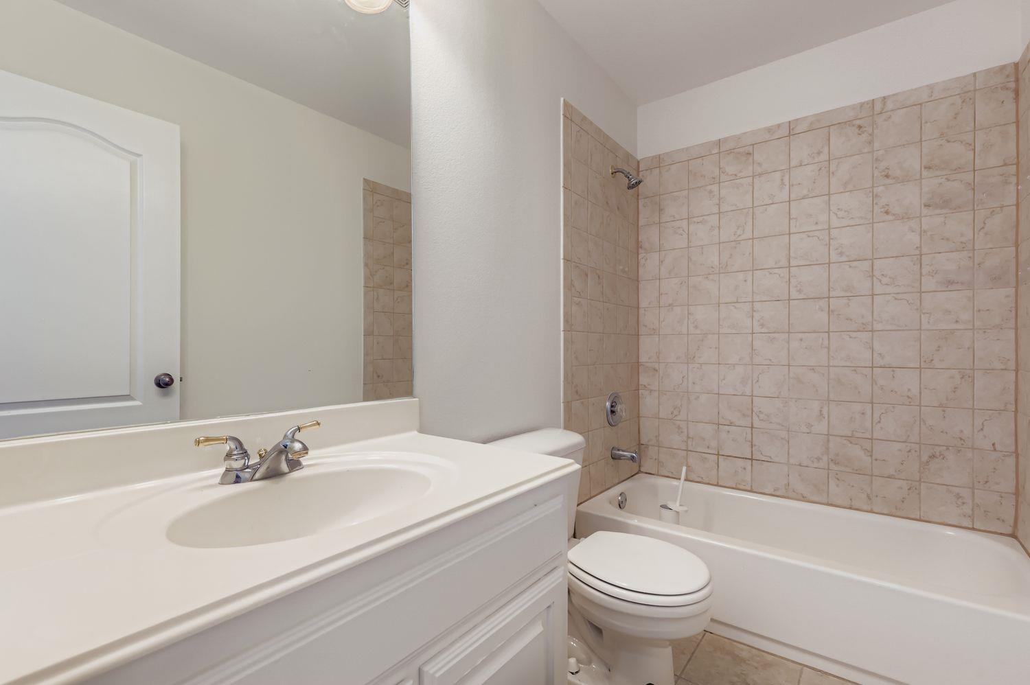 1404 Hidden Glen Dr, Round Rock, TX 78681