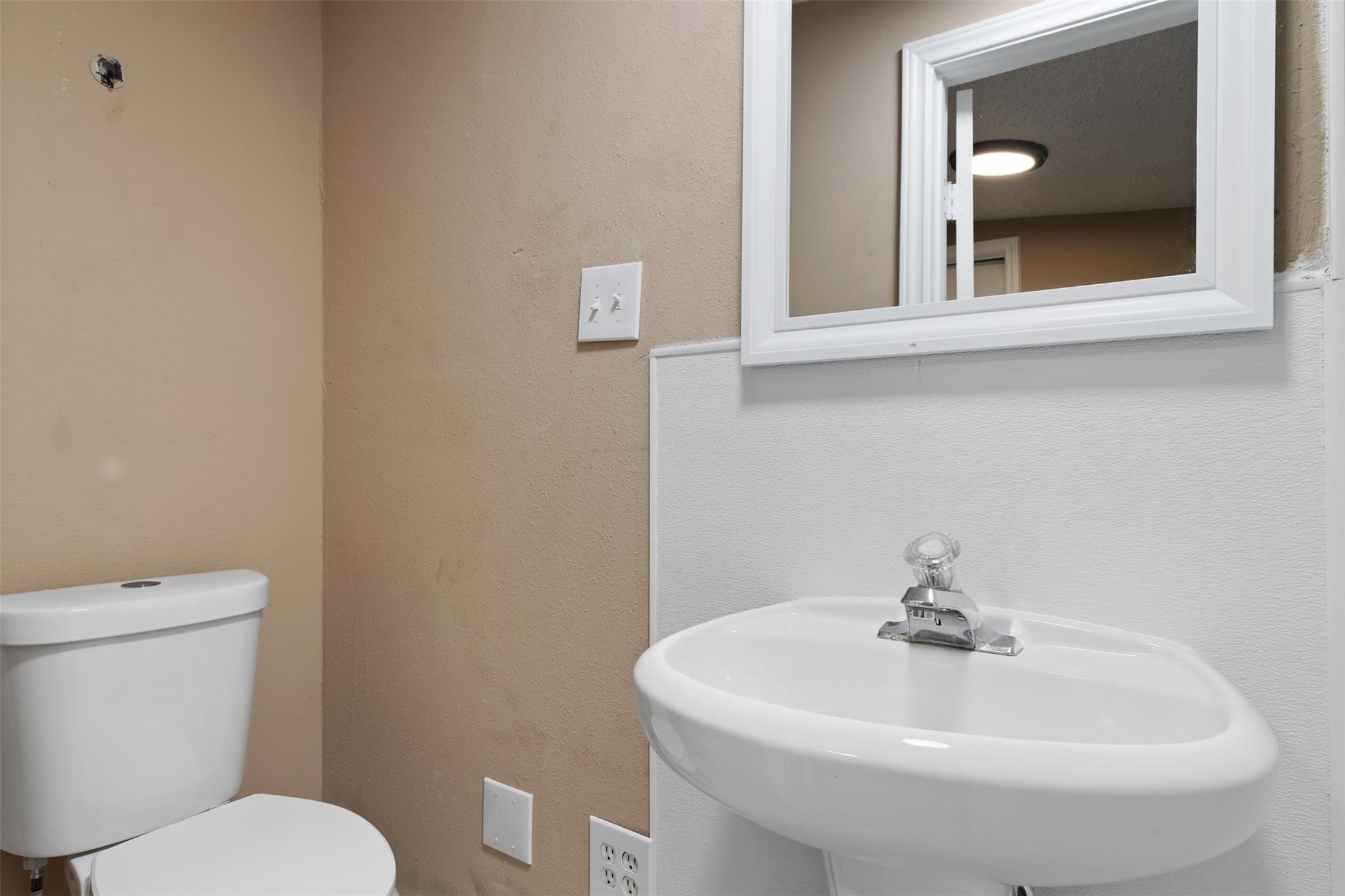 9407 NORTH CREEK Dr, Austin, TX 78753