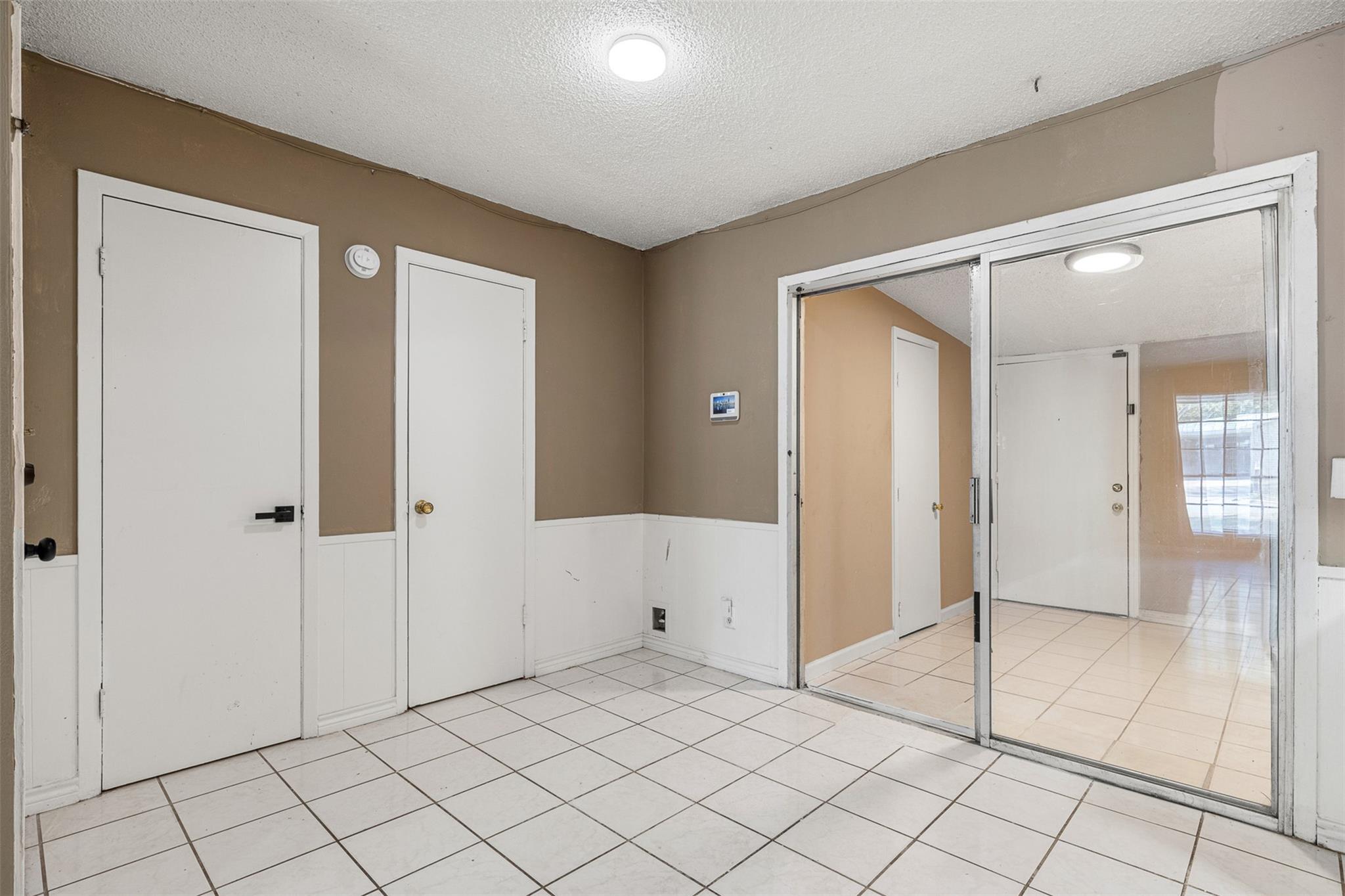 9407 NORTH CREEK Dr, Austin, TX 78753