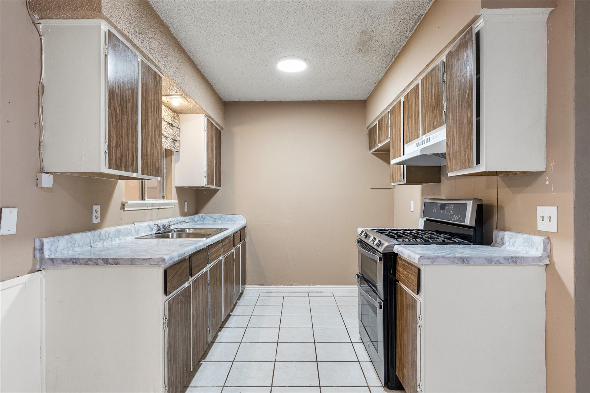 9407 NORTH CREEK Dr, Austin, TX 78753