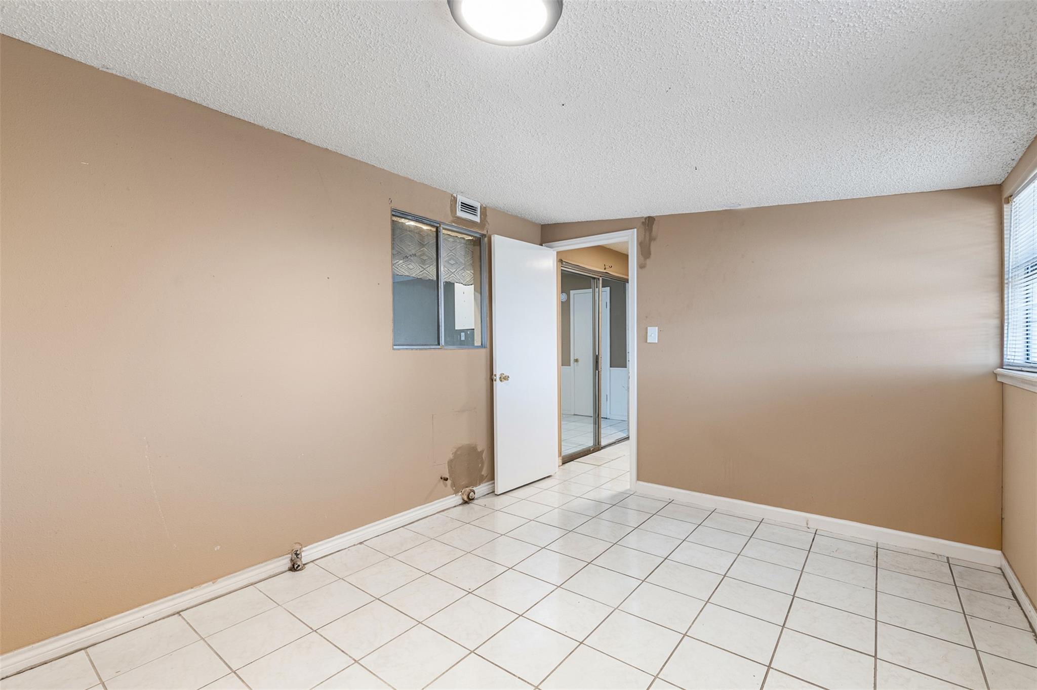 9407 NORTH CREEK Dr, Austin, TX 78753