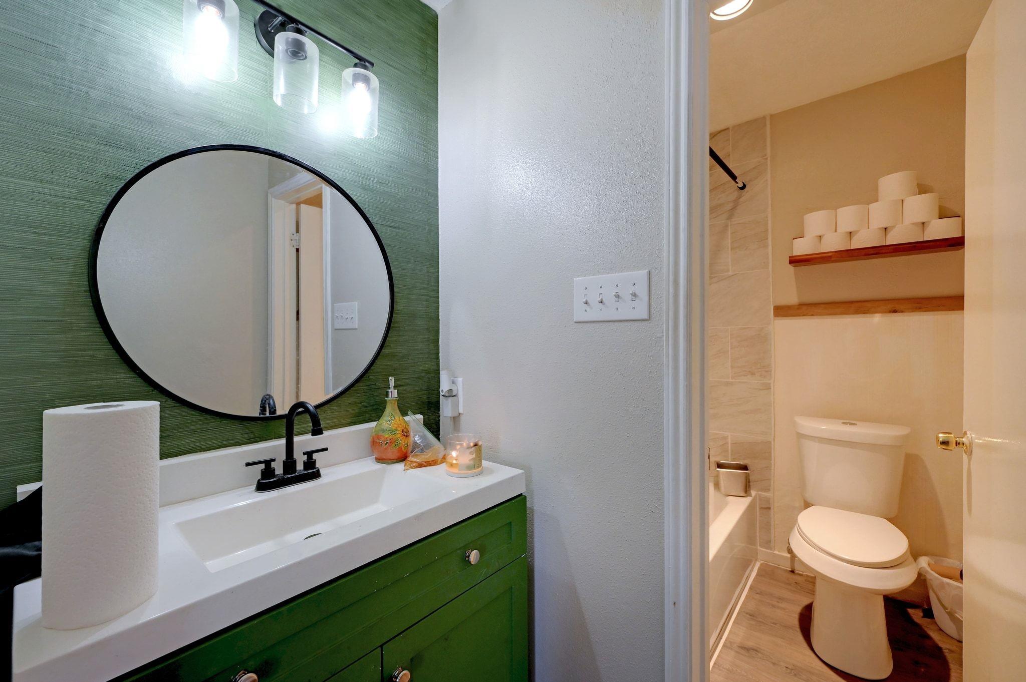 6319 & 6321 Worchester Knl, San Antonio, TX 78233