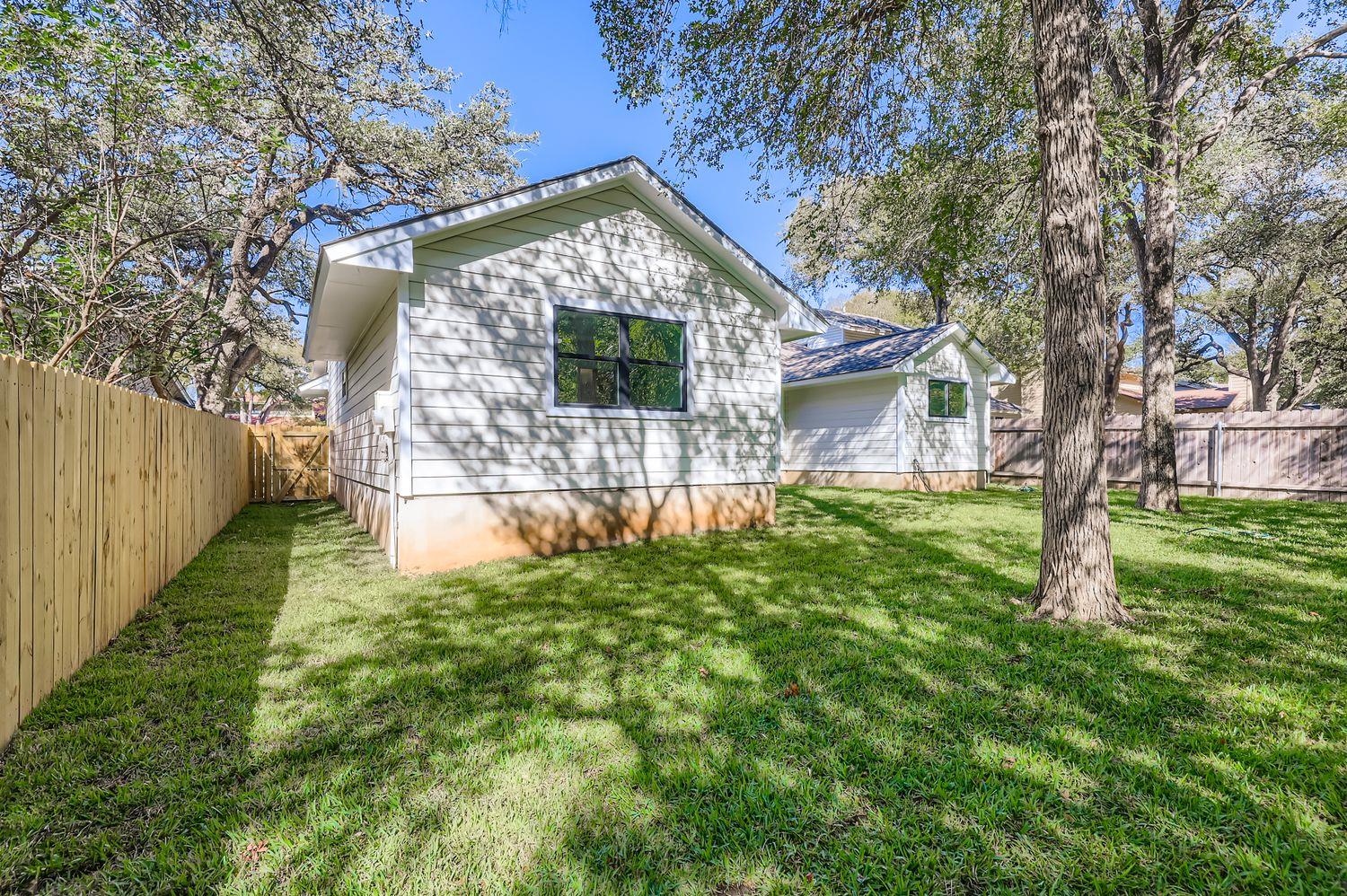 4317 Ganymede Dr, Austin, TX 78727