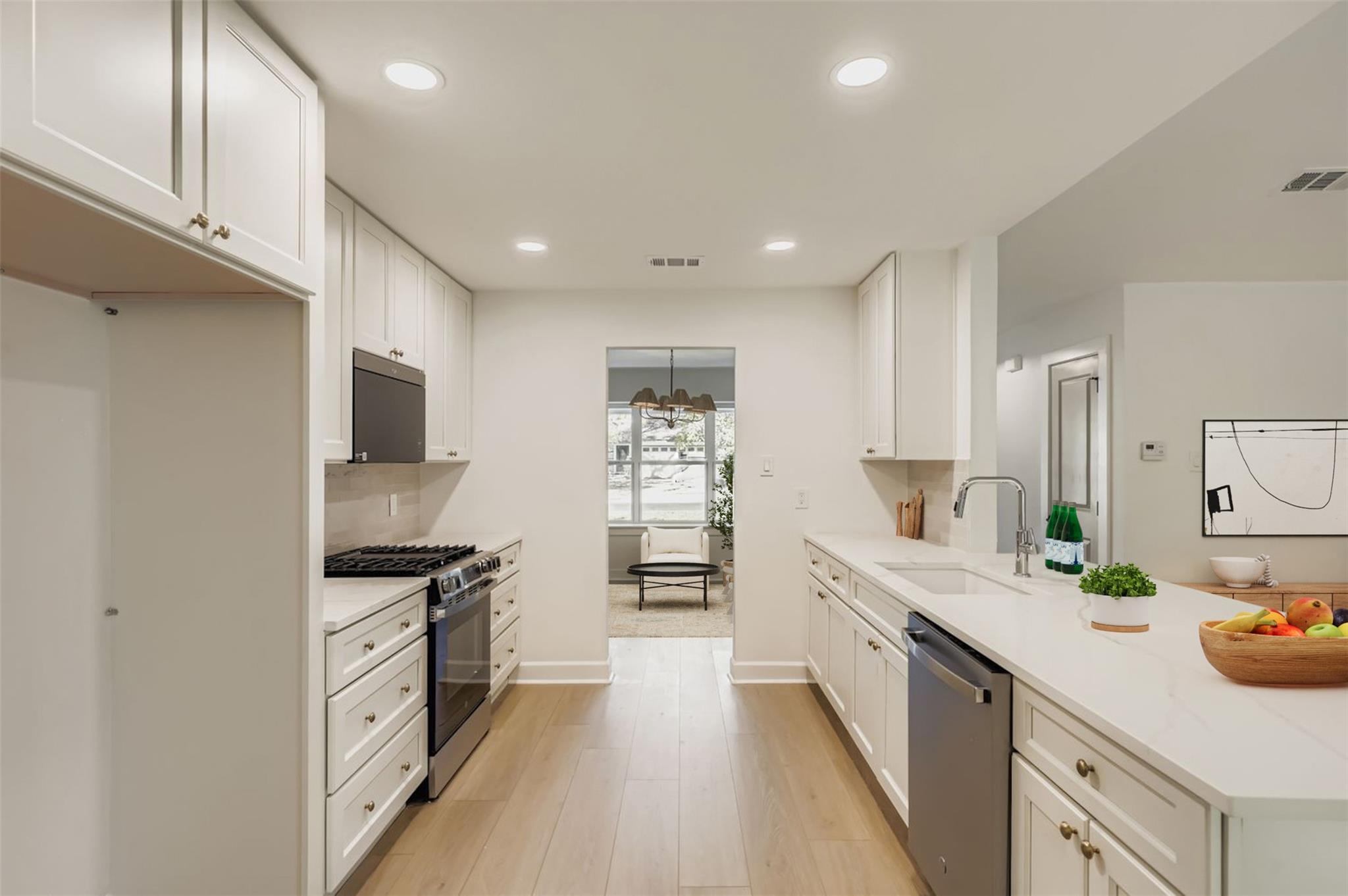 4317 Ganymede Dr, Austin, TX 78727