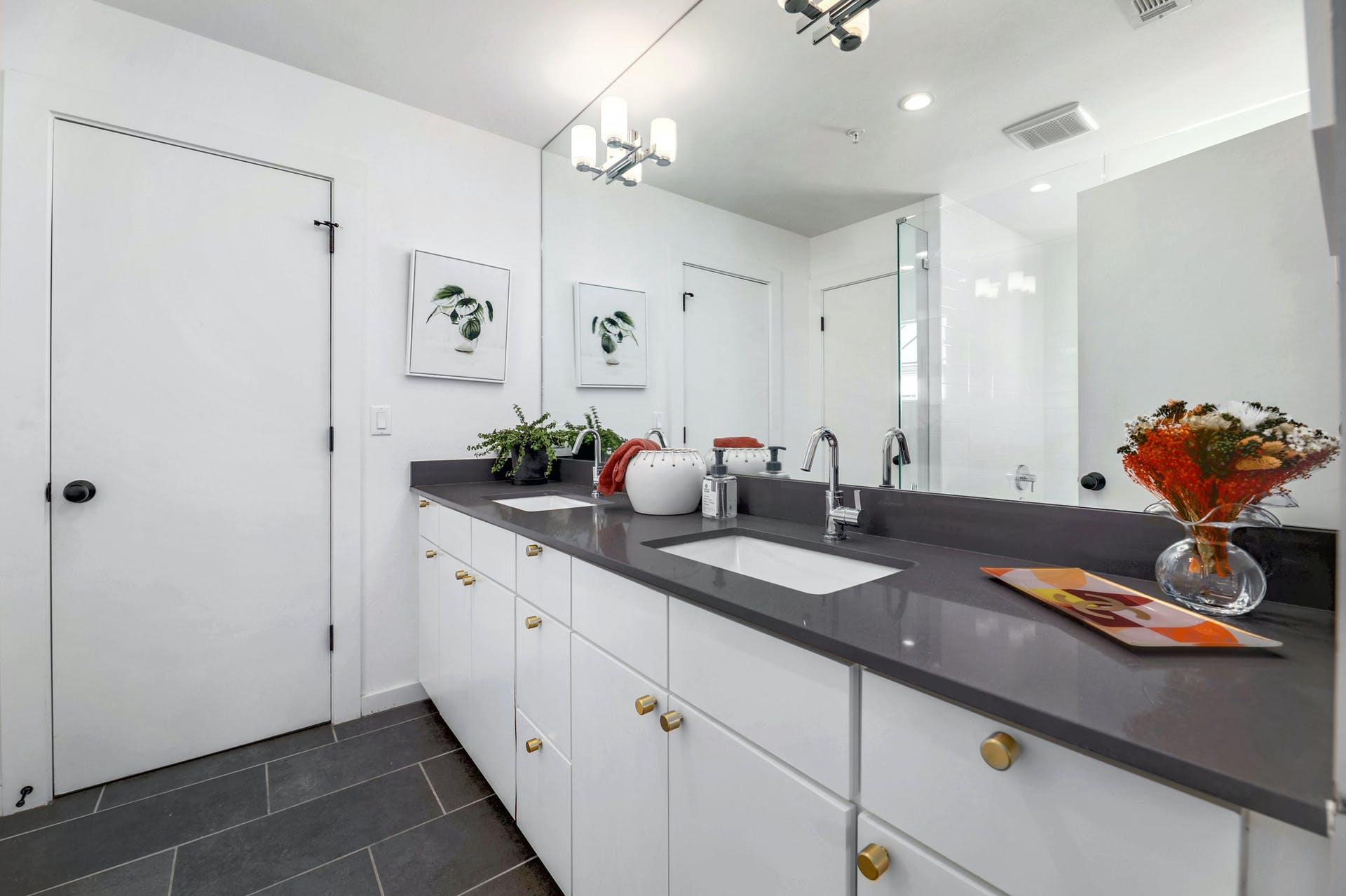 1931 E 38th 1/2 St # 33, Austin, TX 78723