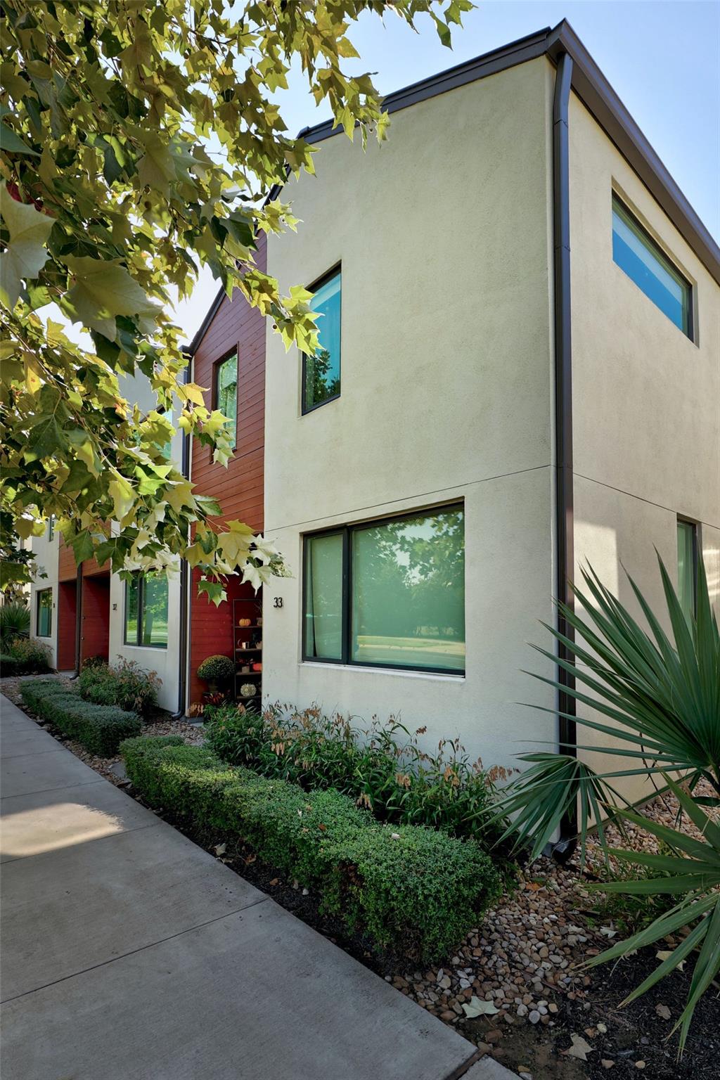 1931 E 38th 1/2 St # 33, Austin, TX 78723