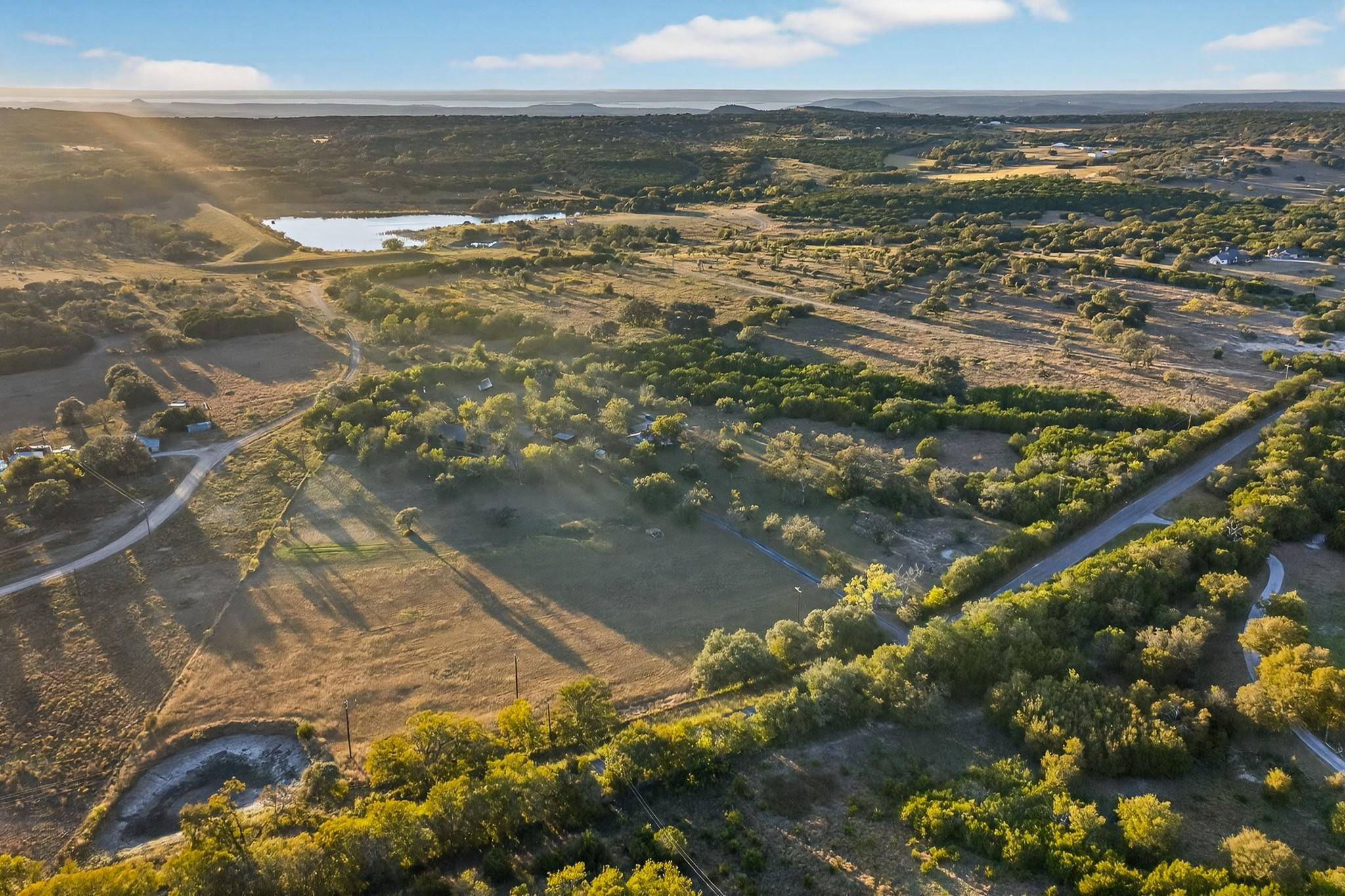 2076 CR 108, Burnet, TX 78611