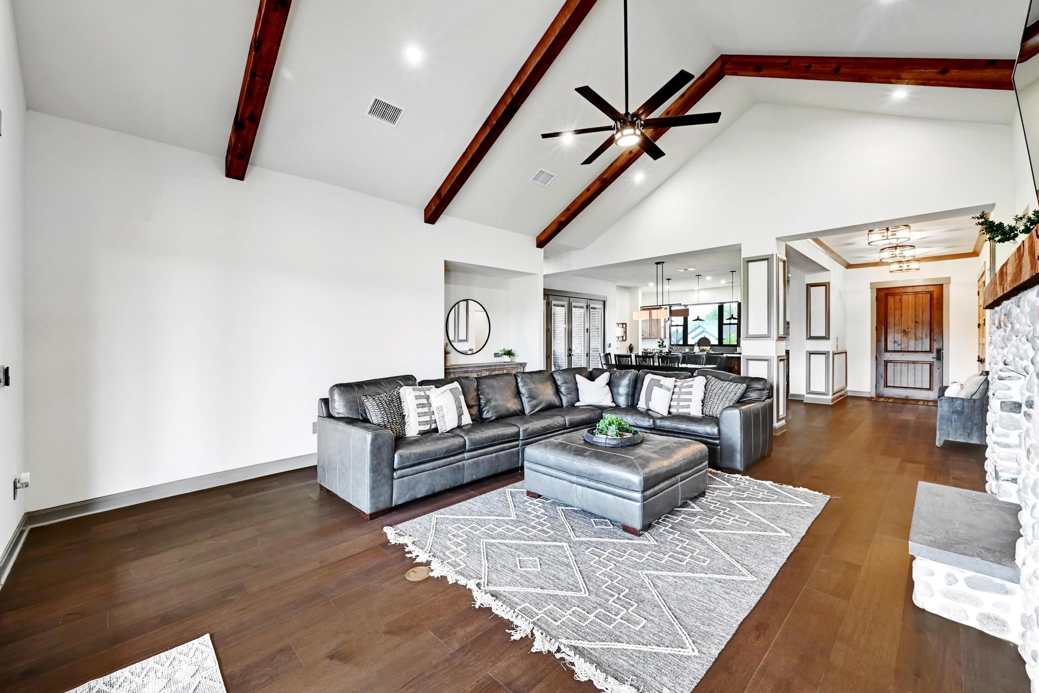 116 Tambra Lea Ln, Liberty Hill, TX 78642