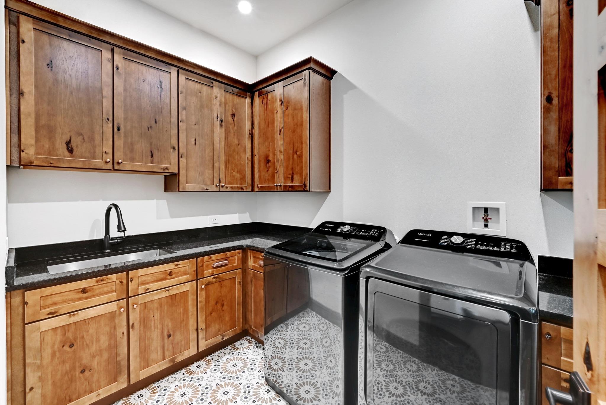 116 Tambra Lea Ln, Liberty Hill, TX 78642