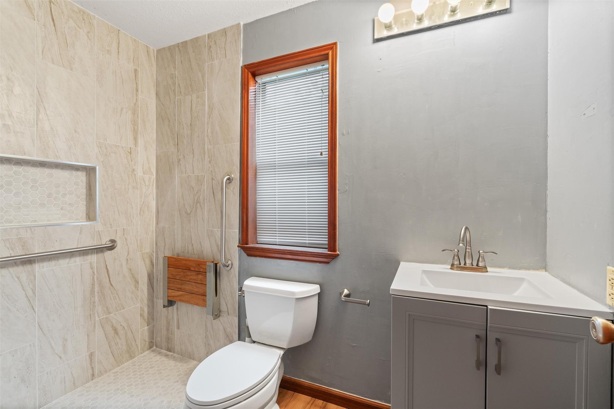 400 County Road 440 Rds, Thrall, TX 76578