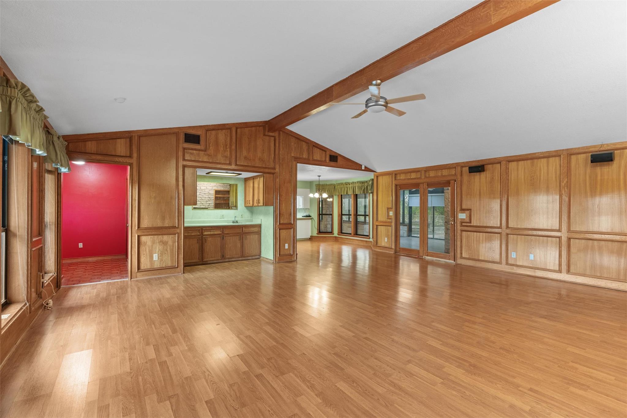 400 County Road 440 Rds, Thrall, TX 76578