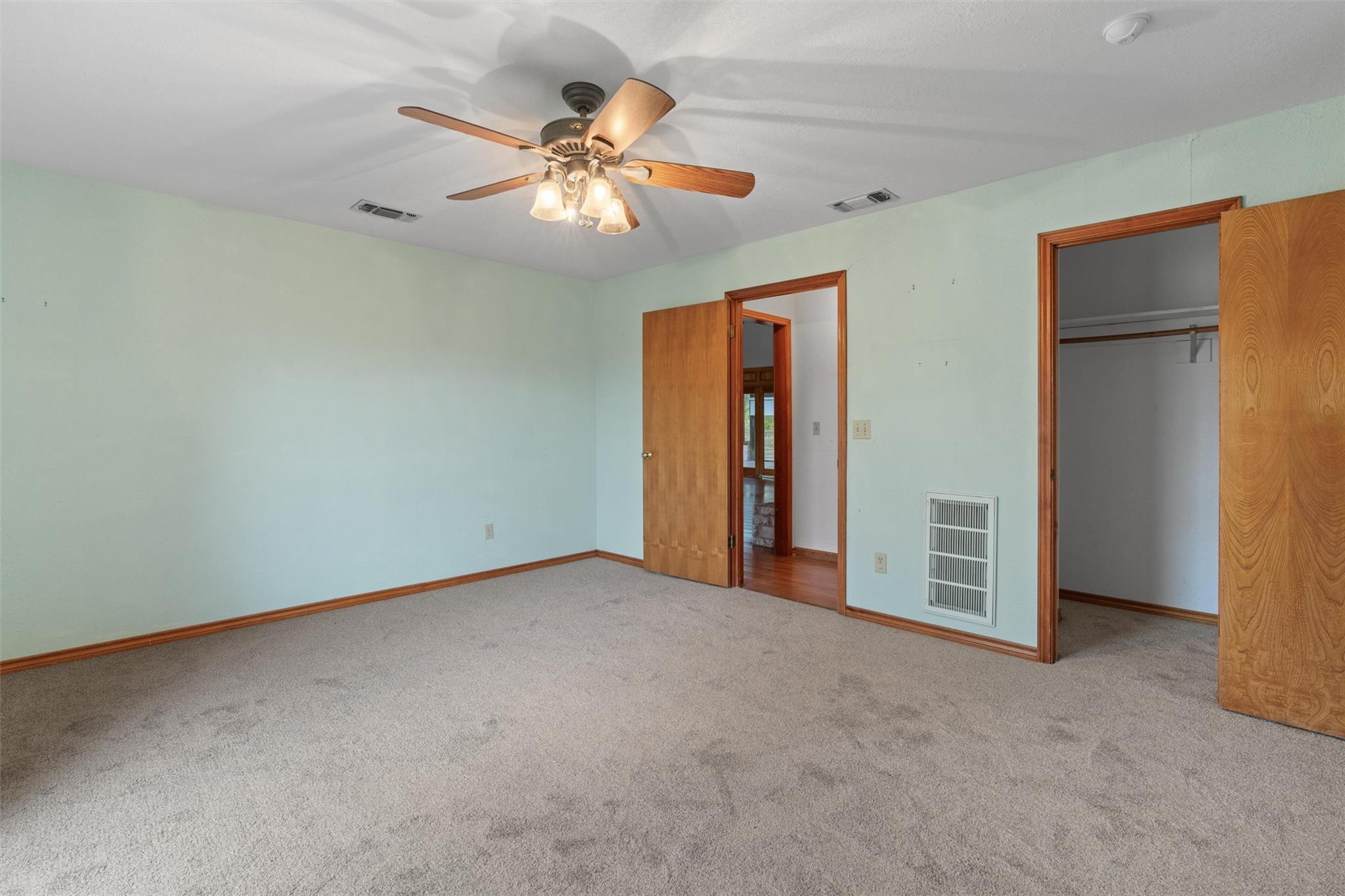 400 County Road 440 Rds, Thrall, TX 76578