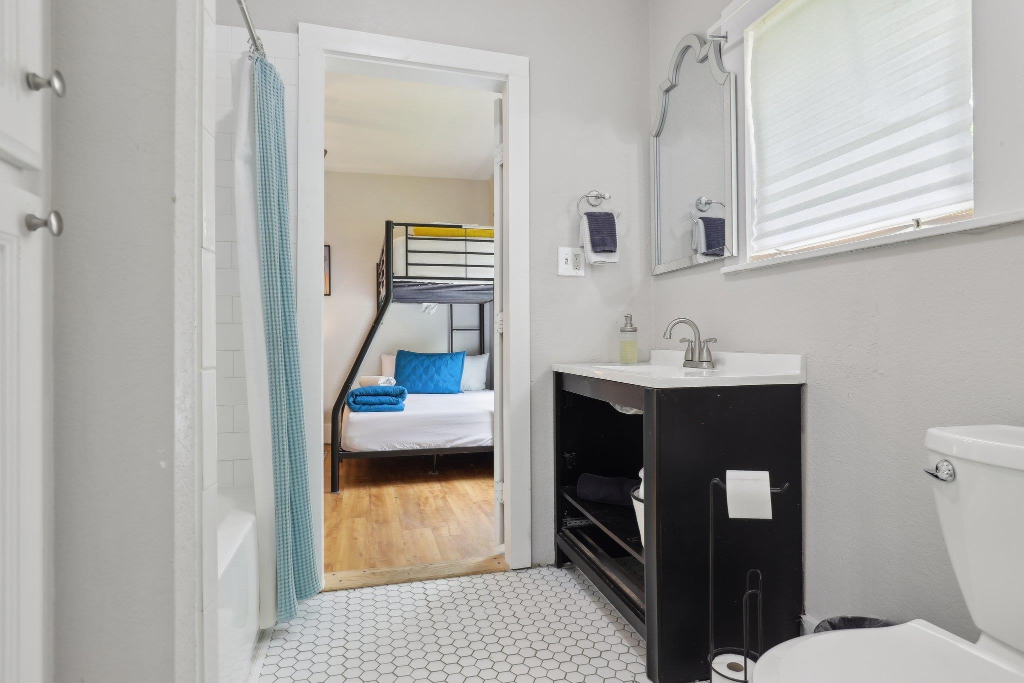 14071 Fm 306, Canyon Lake, TX 78133