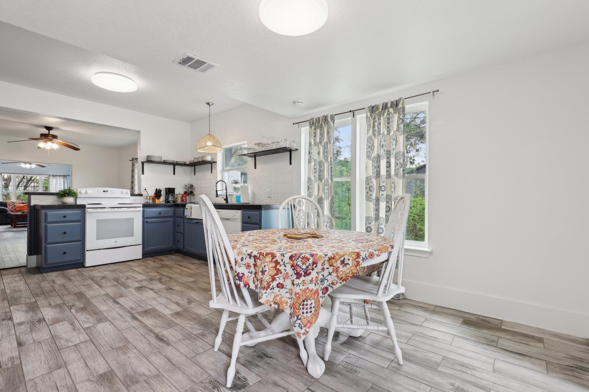 14071 Fm 306, Canyon Lake, TX 78133