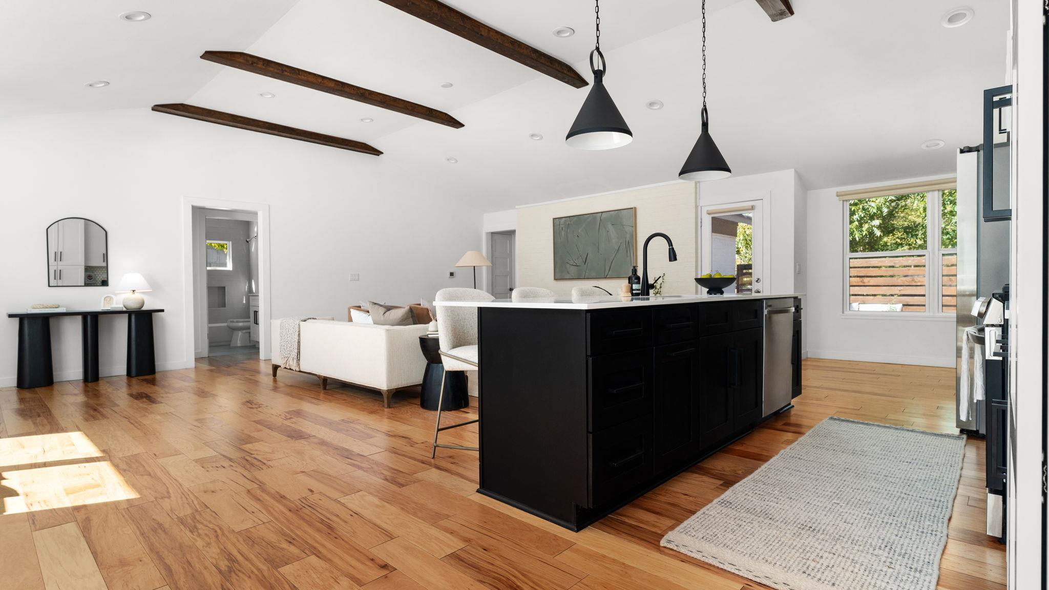 3500 Santa Monica Dr, Austin, TX 78741