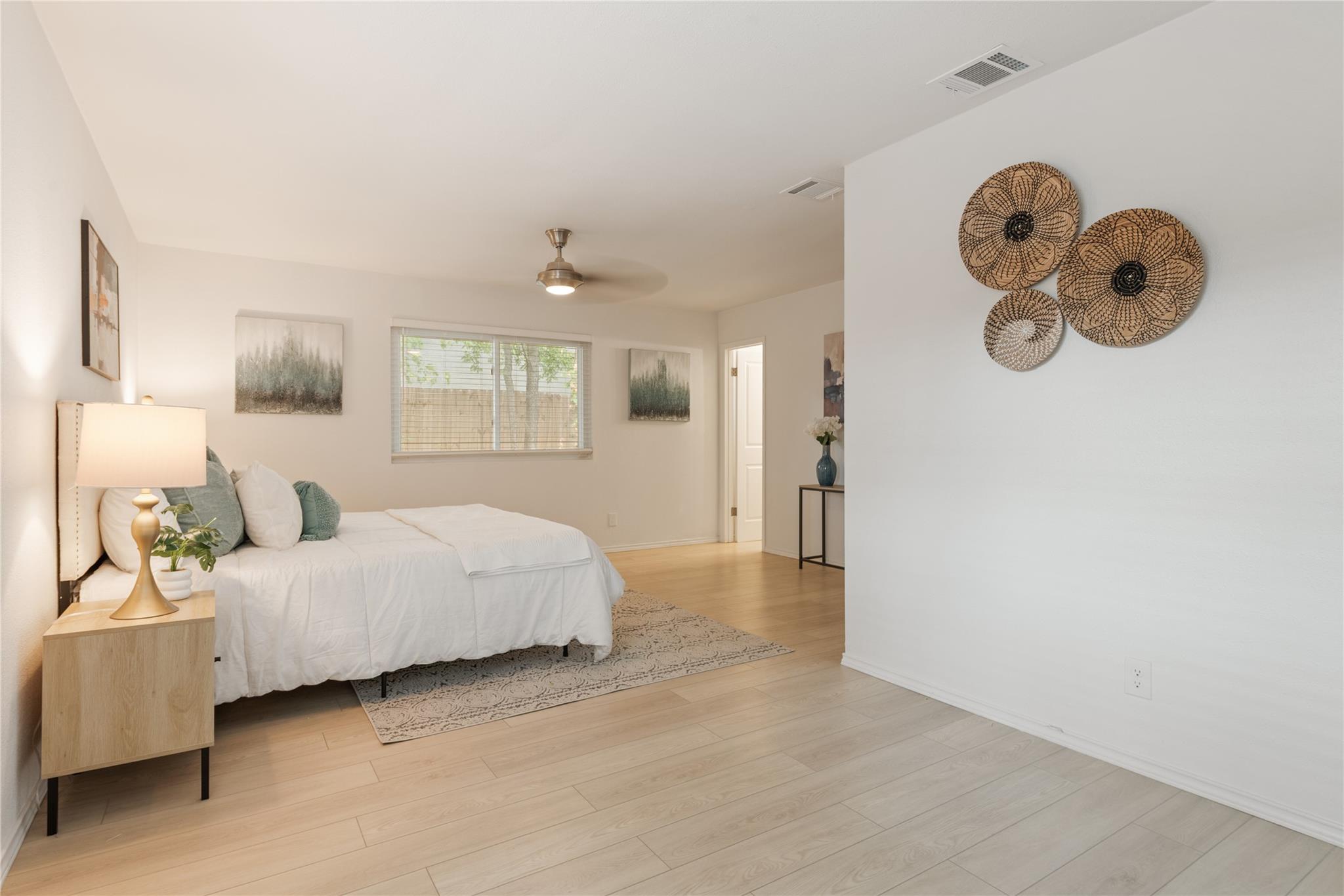 6809 Lunar Dr, Austin, TX 78745