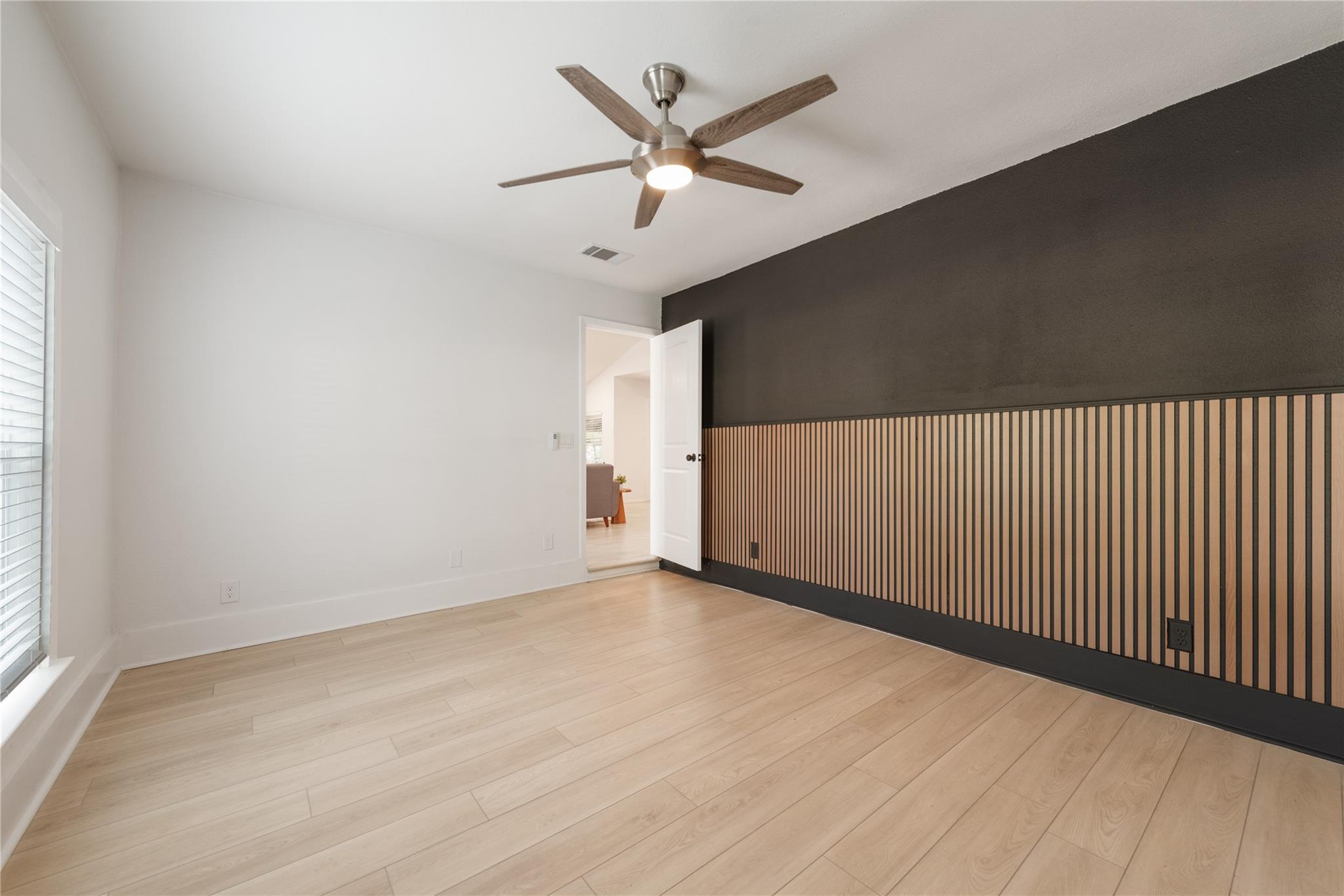 6809 Lunar Dr, Austin, TX 78745