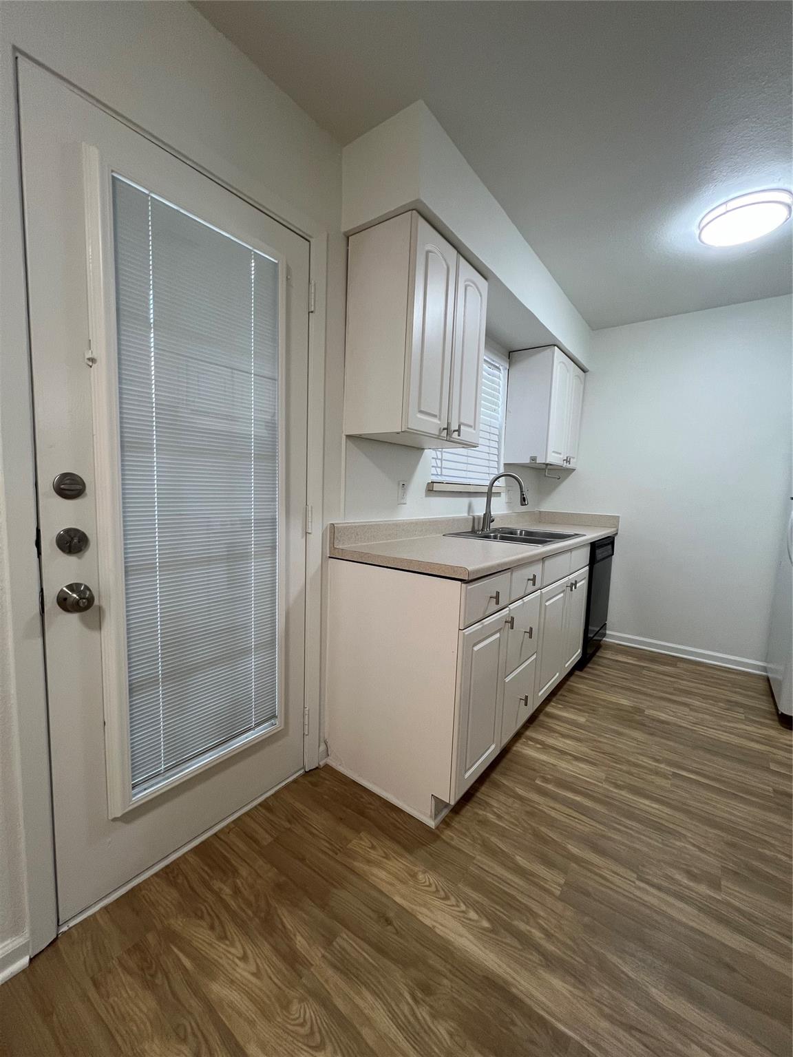 8400 Jamestown Dr # 322, Austin, TX 78758