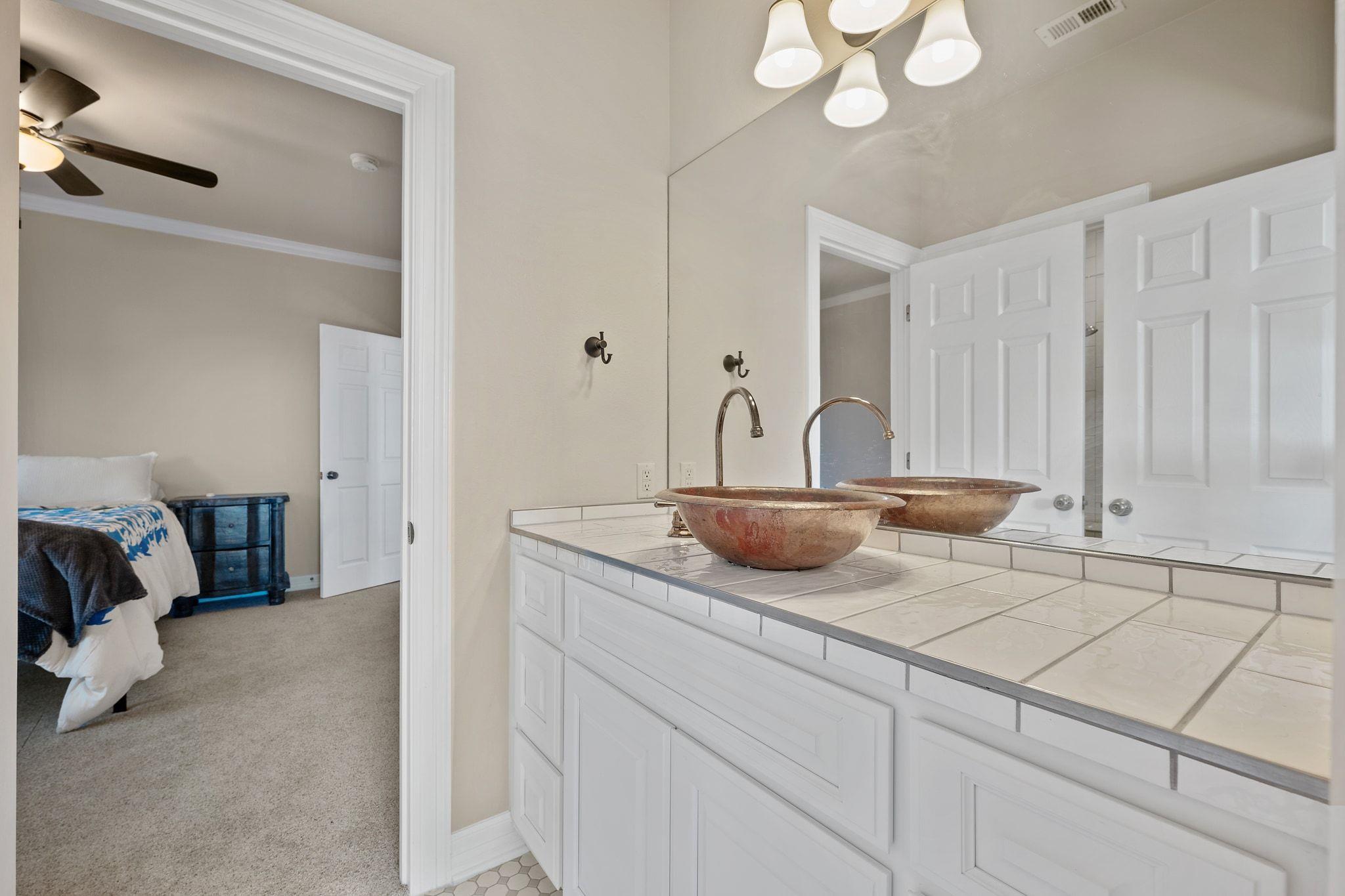 185 Shimmering Shore Ct, Spring Branch, TX 78070