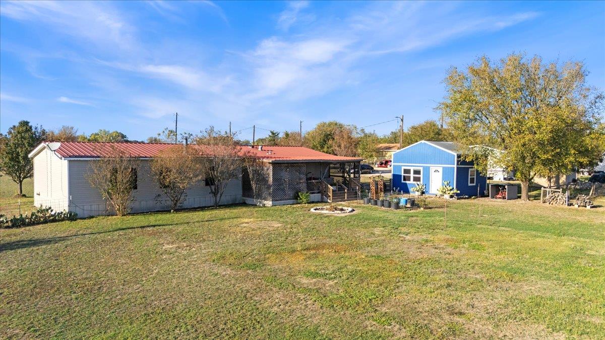 145 Angelia Dr, Cedar Creek, TX 78612