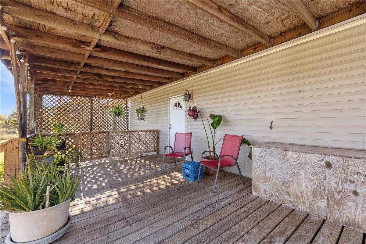 145 Angelia Dr, Cedar Creek, TX 78612