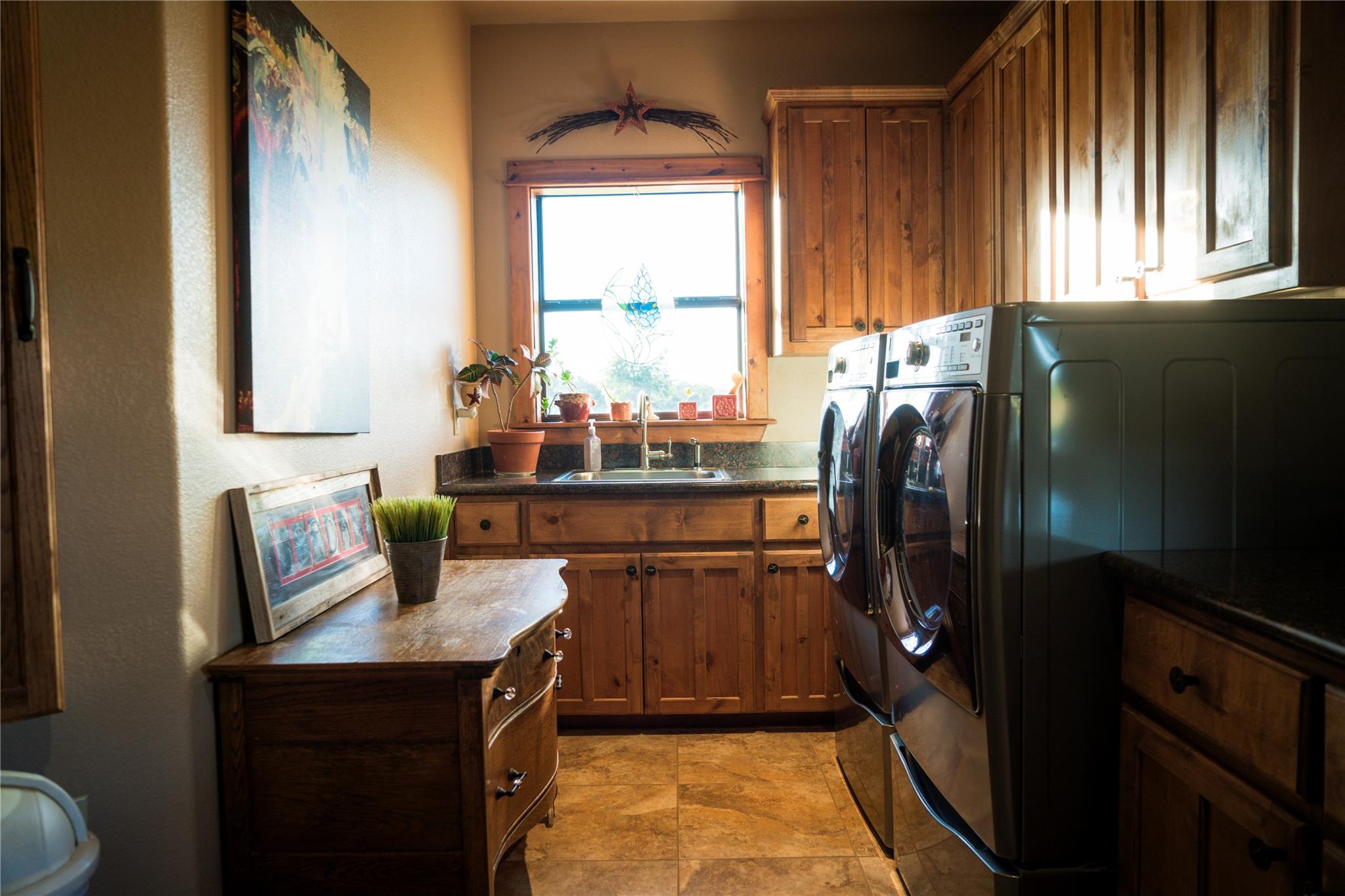 298 CR 346 Rd, Milano, TX 76556