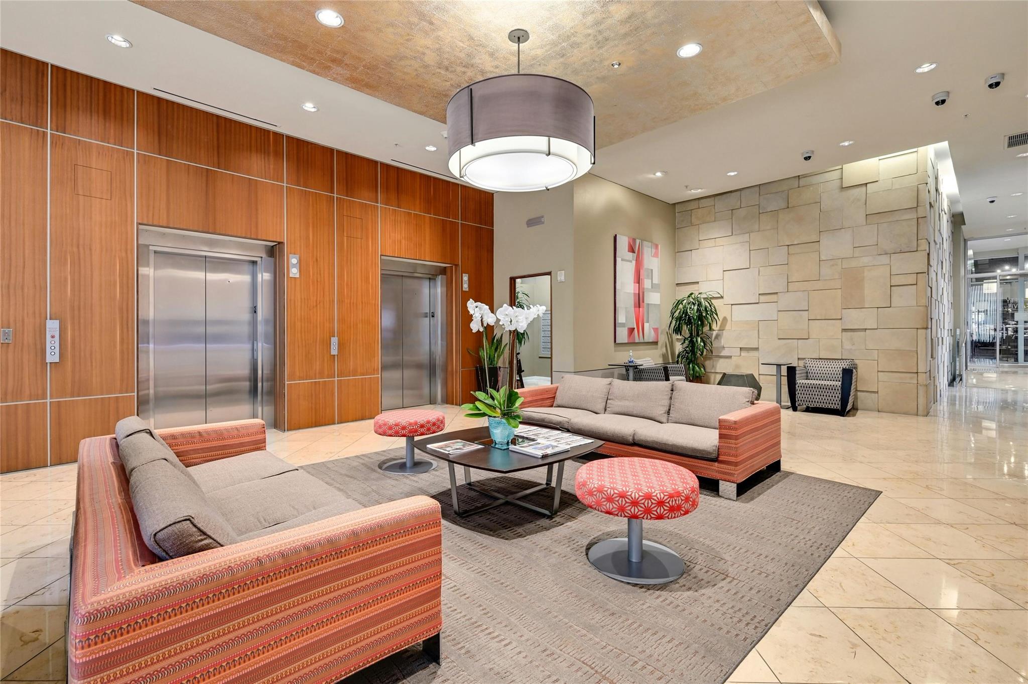 555 E 5th St # 2721, Austin, TX 78701