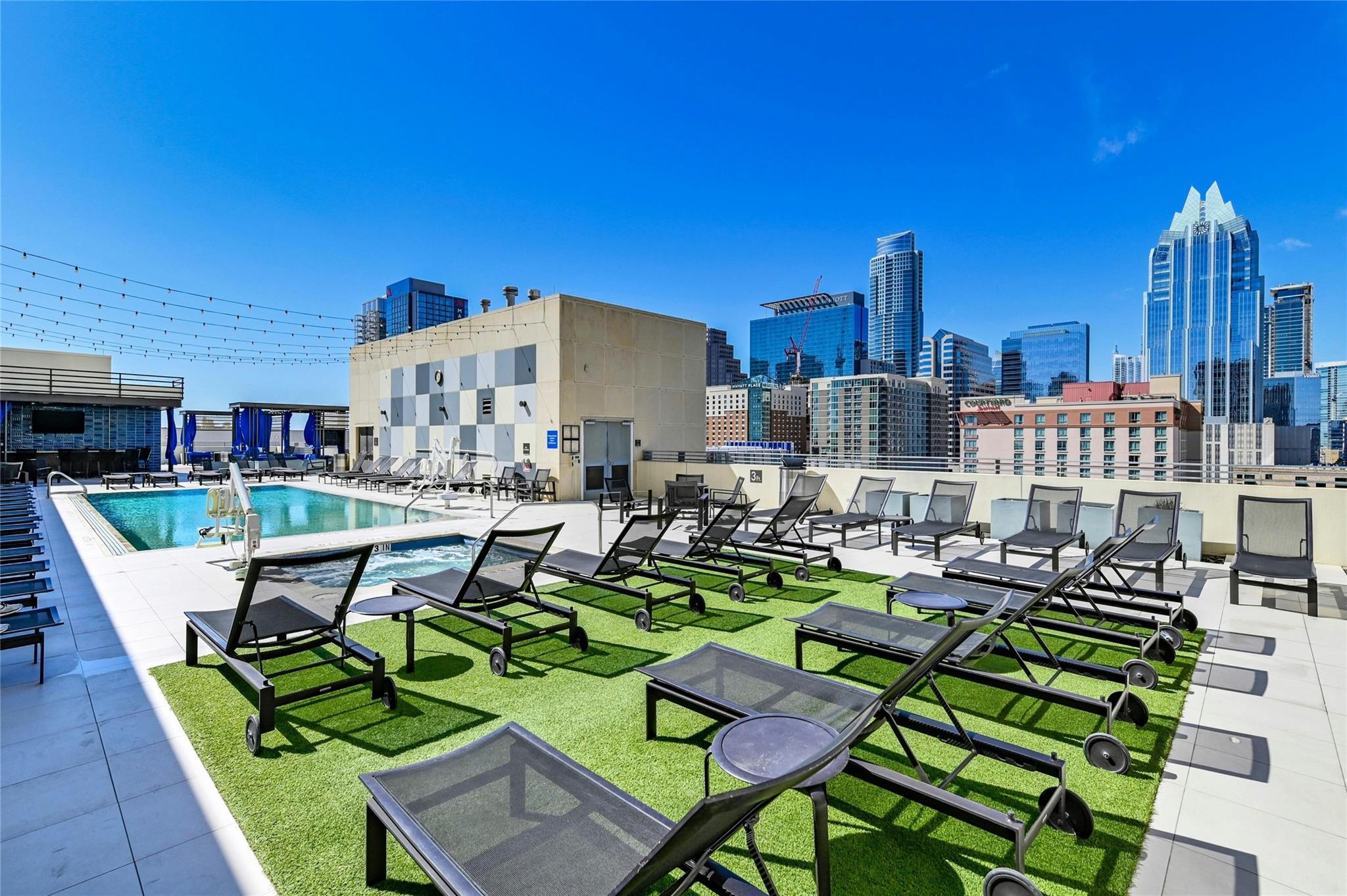 555 E 5th St # 2721, Austin, TX 78701
