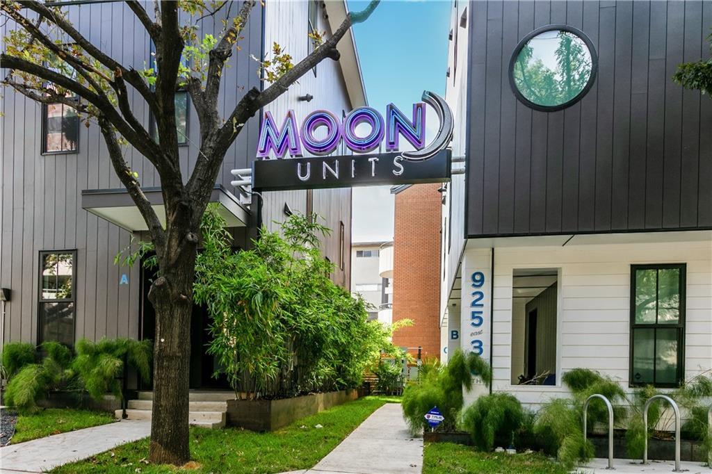 925 30th St # B, Austin, TX 78705