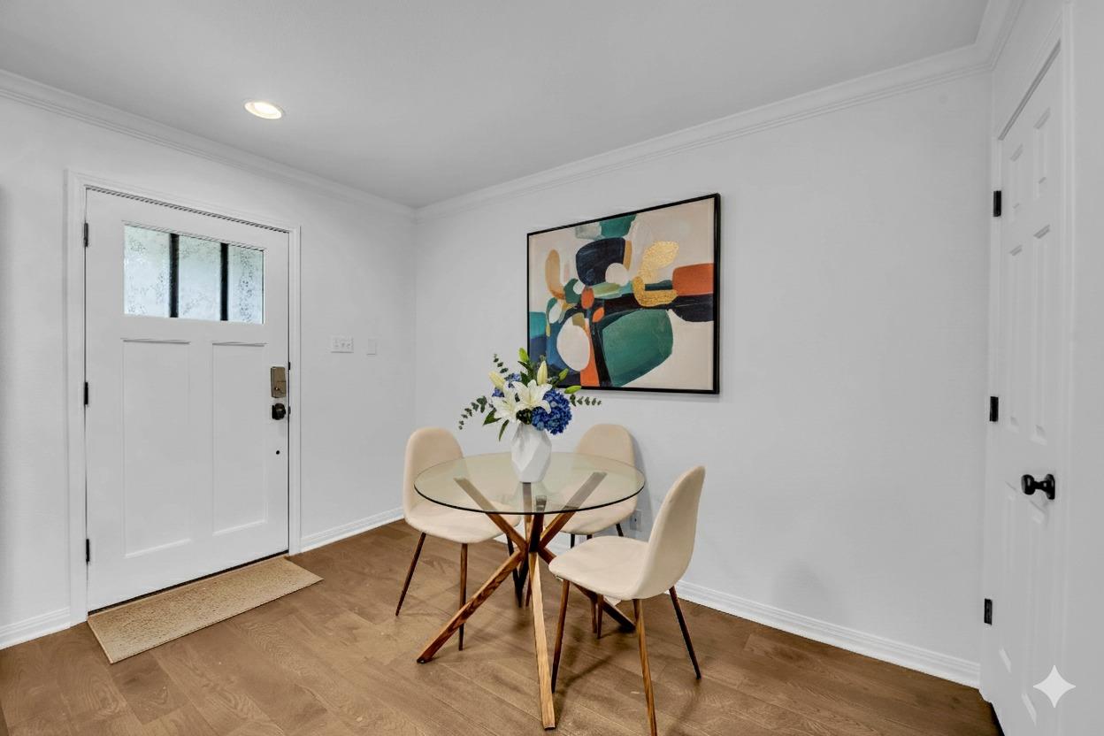 1500 East Side Dr # 219A, Austin, TX 78704