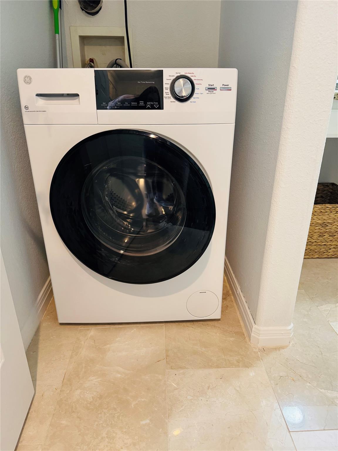 1500 East Side Dr # 219A, Austin, TX 78704